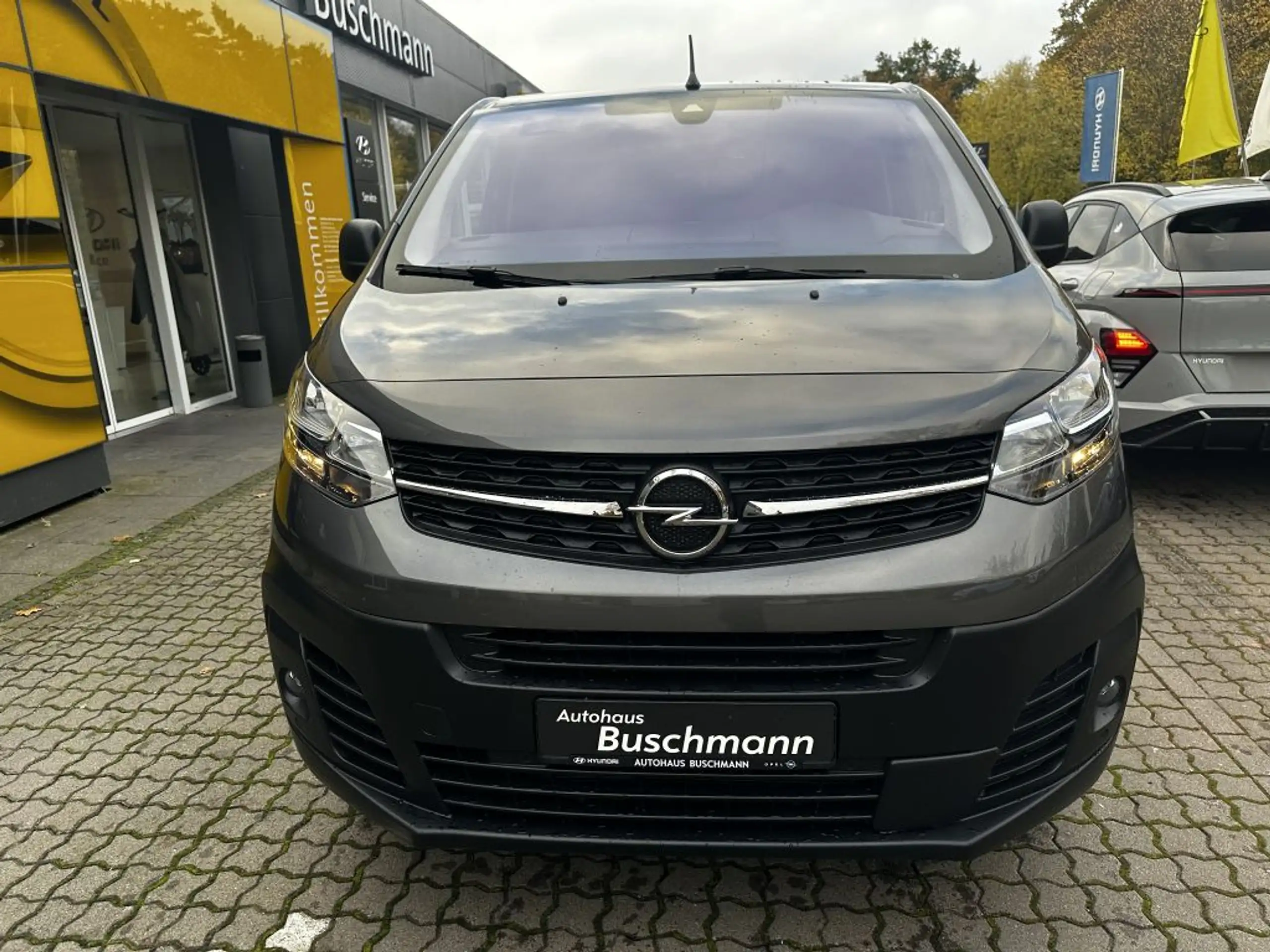 Opel - Vivaro