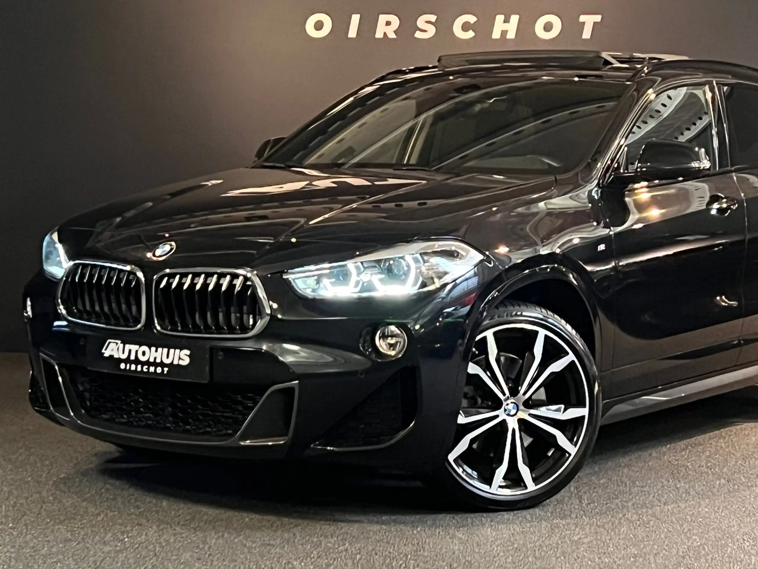 BMW - X2