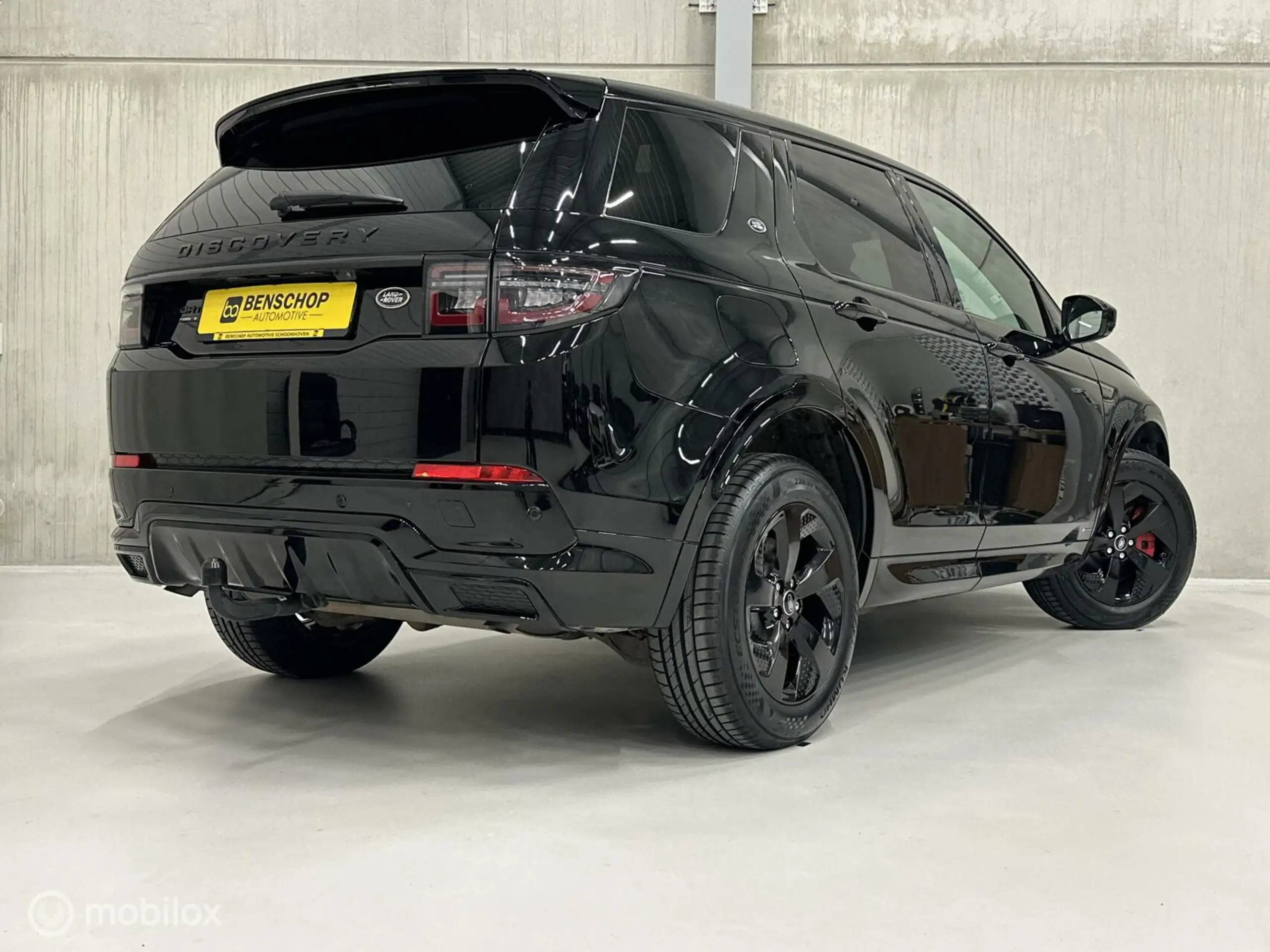 Land Rover - Discovery Sport