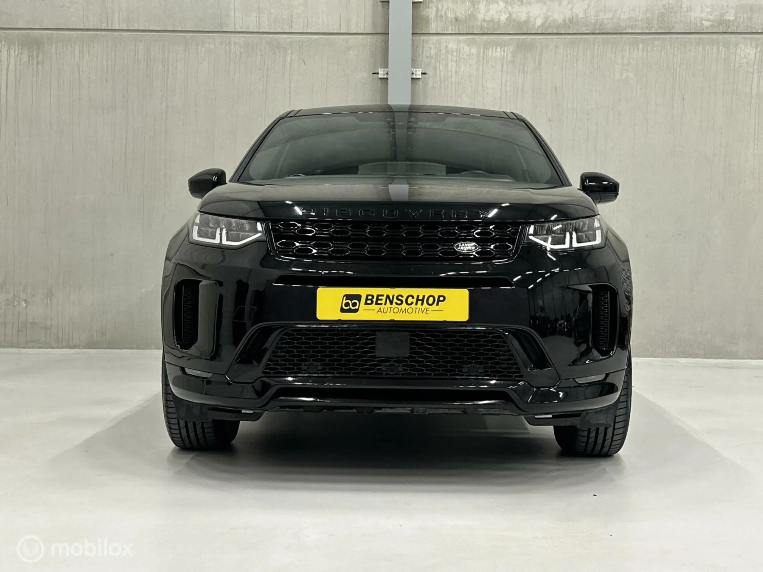 Land Rover - Discovery Sport