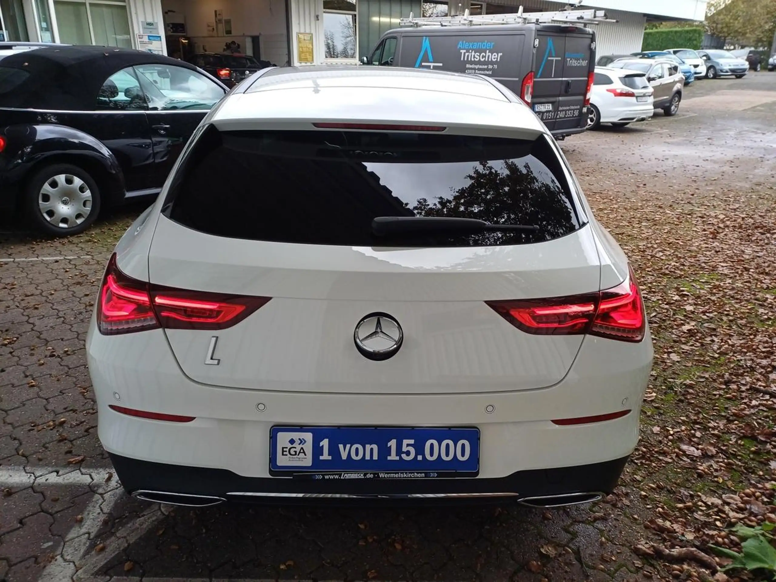 Mercedes-Benz - CLA 180