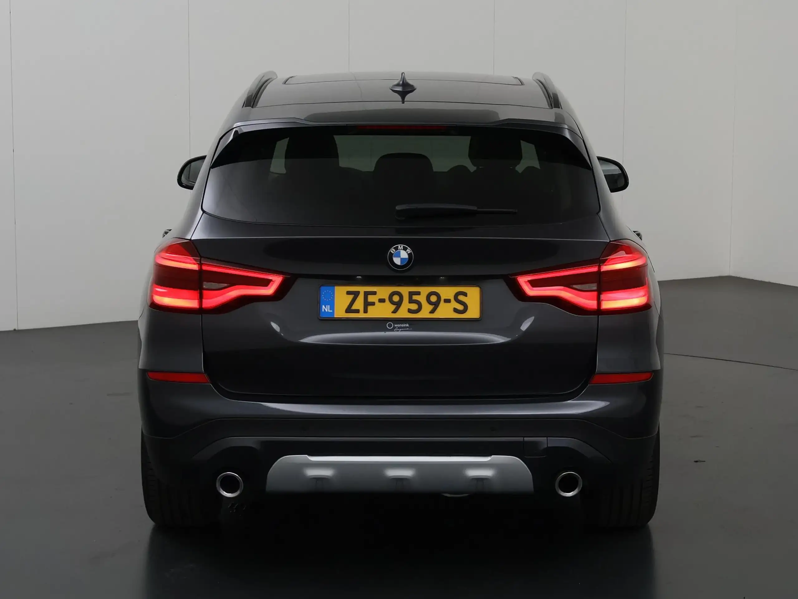 BMW - X3