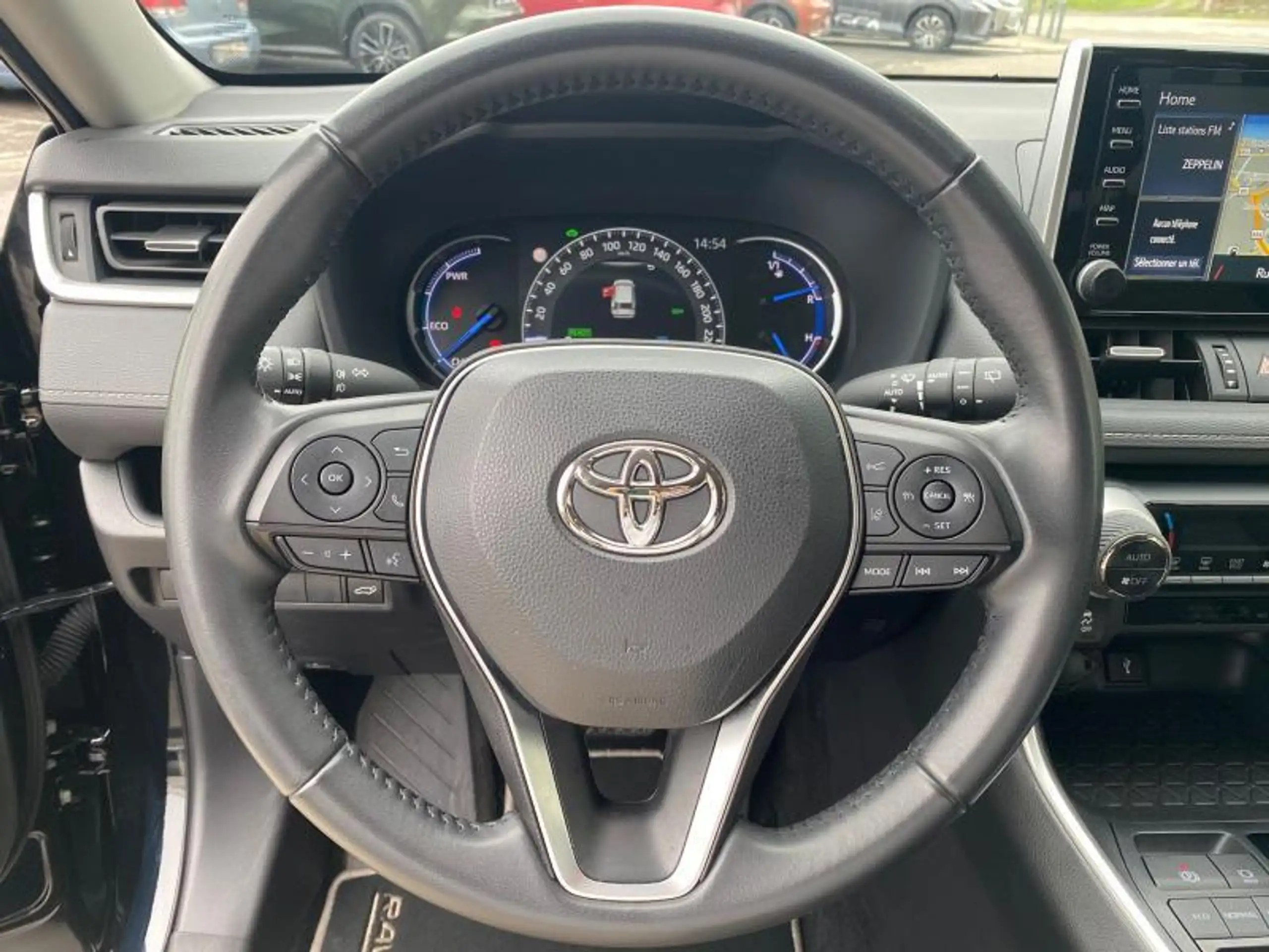 Toyota - RAV 4