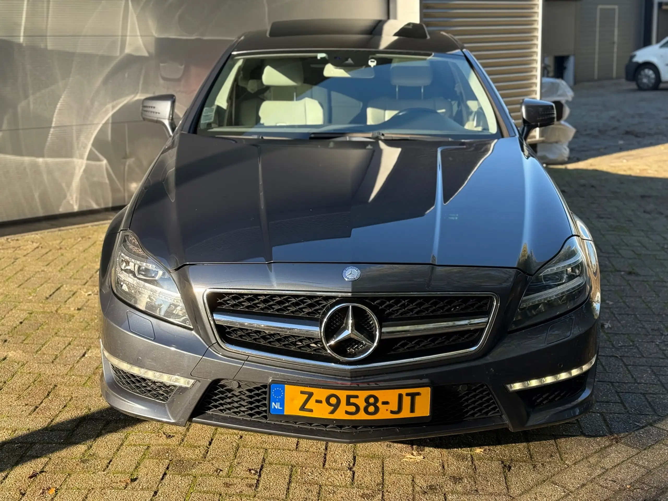 Mercedes-Benz - CLS 63 AMG