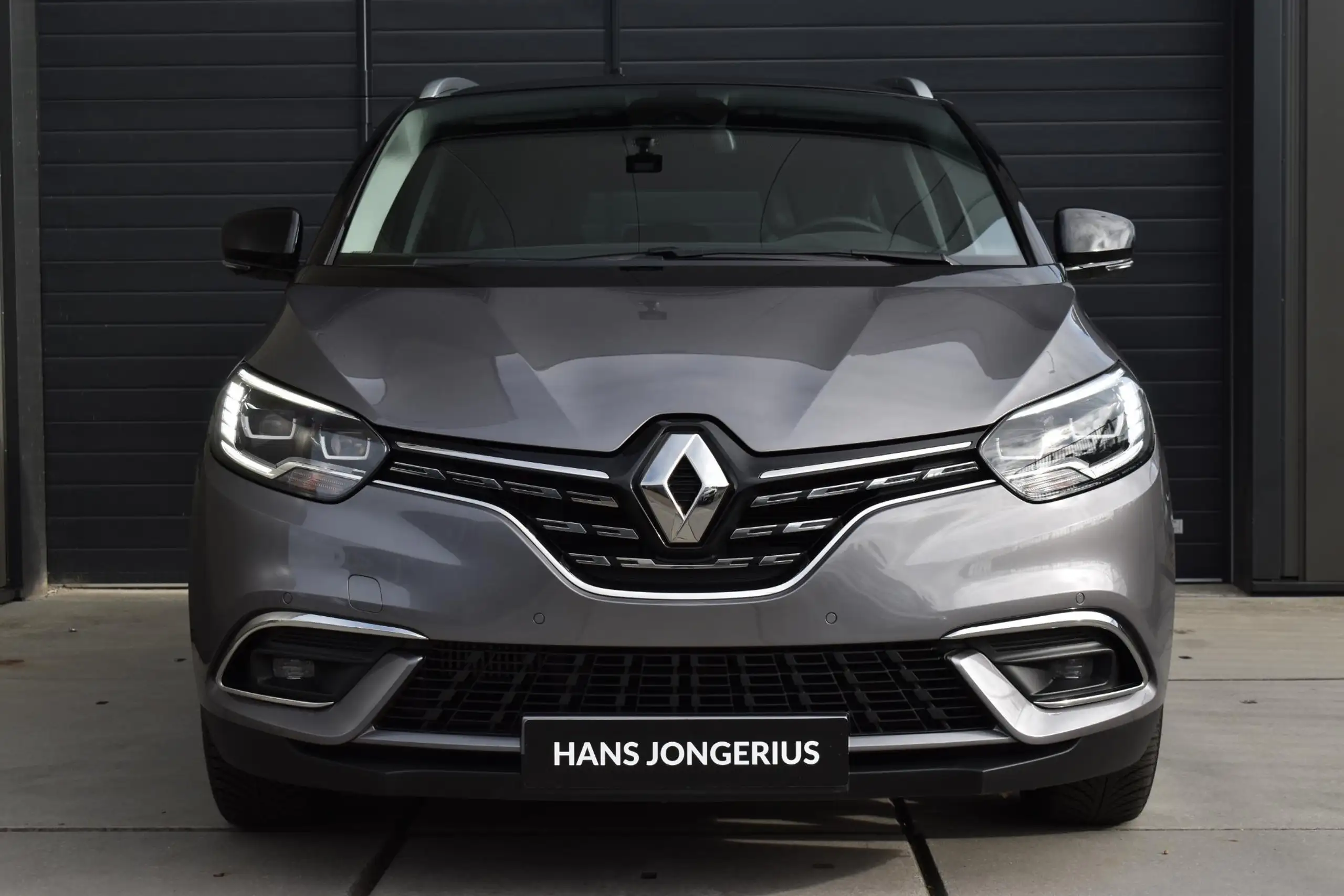 Renault - Grand Scenic