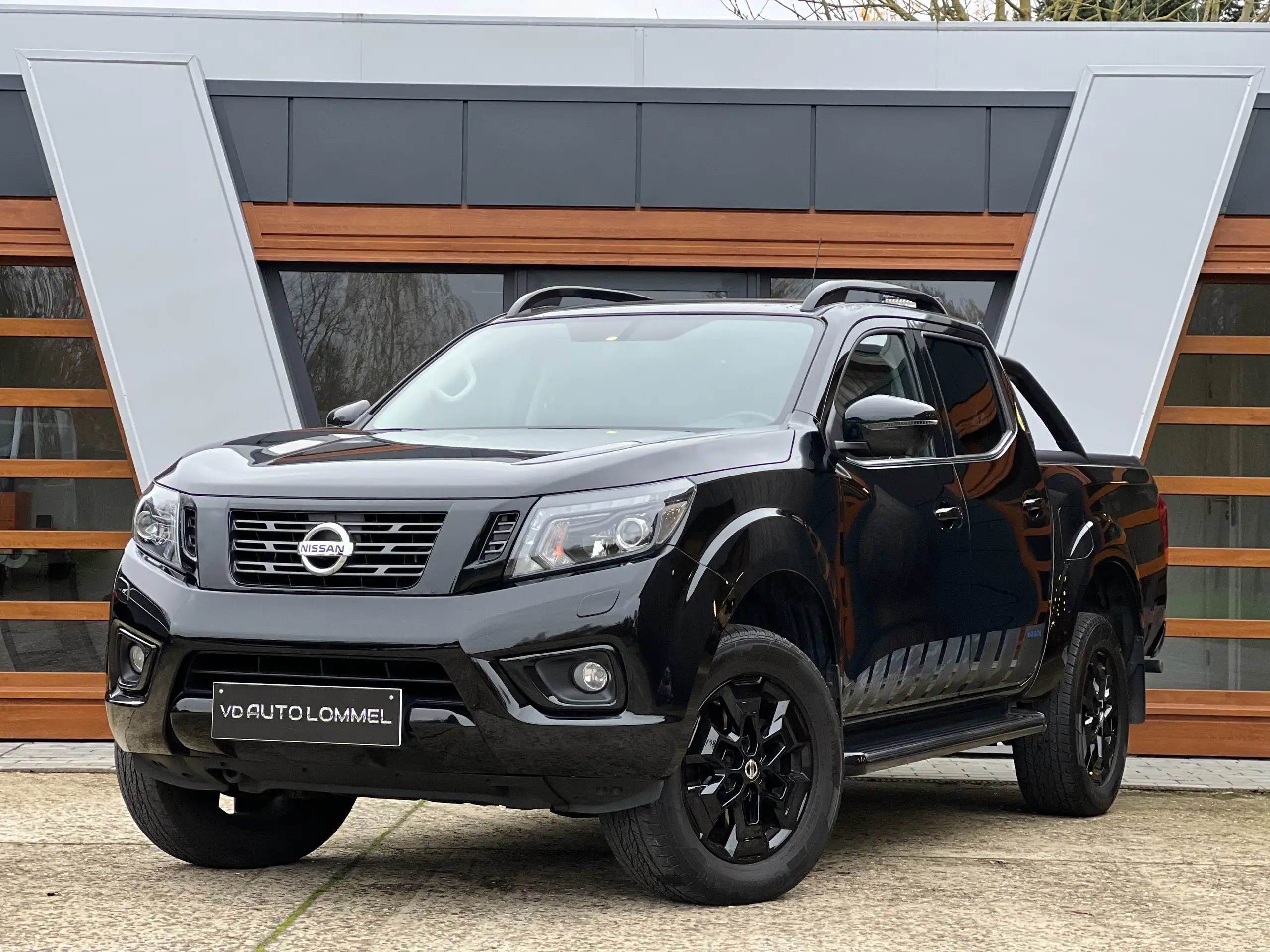 Nissan - Navara