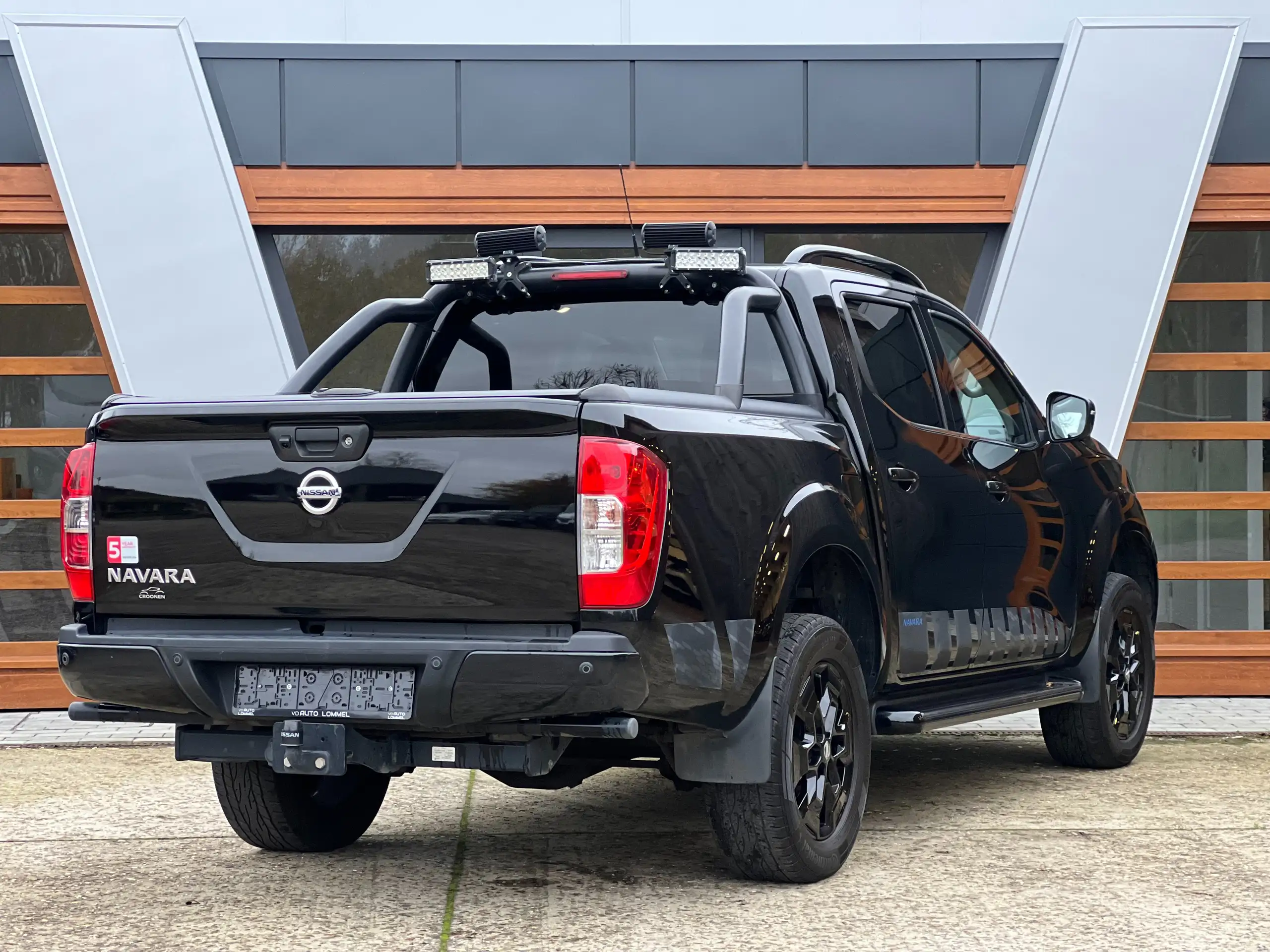 Nissan - Navara