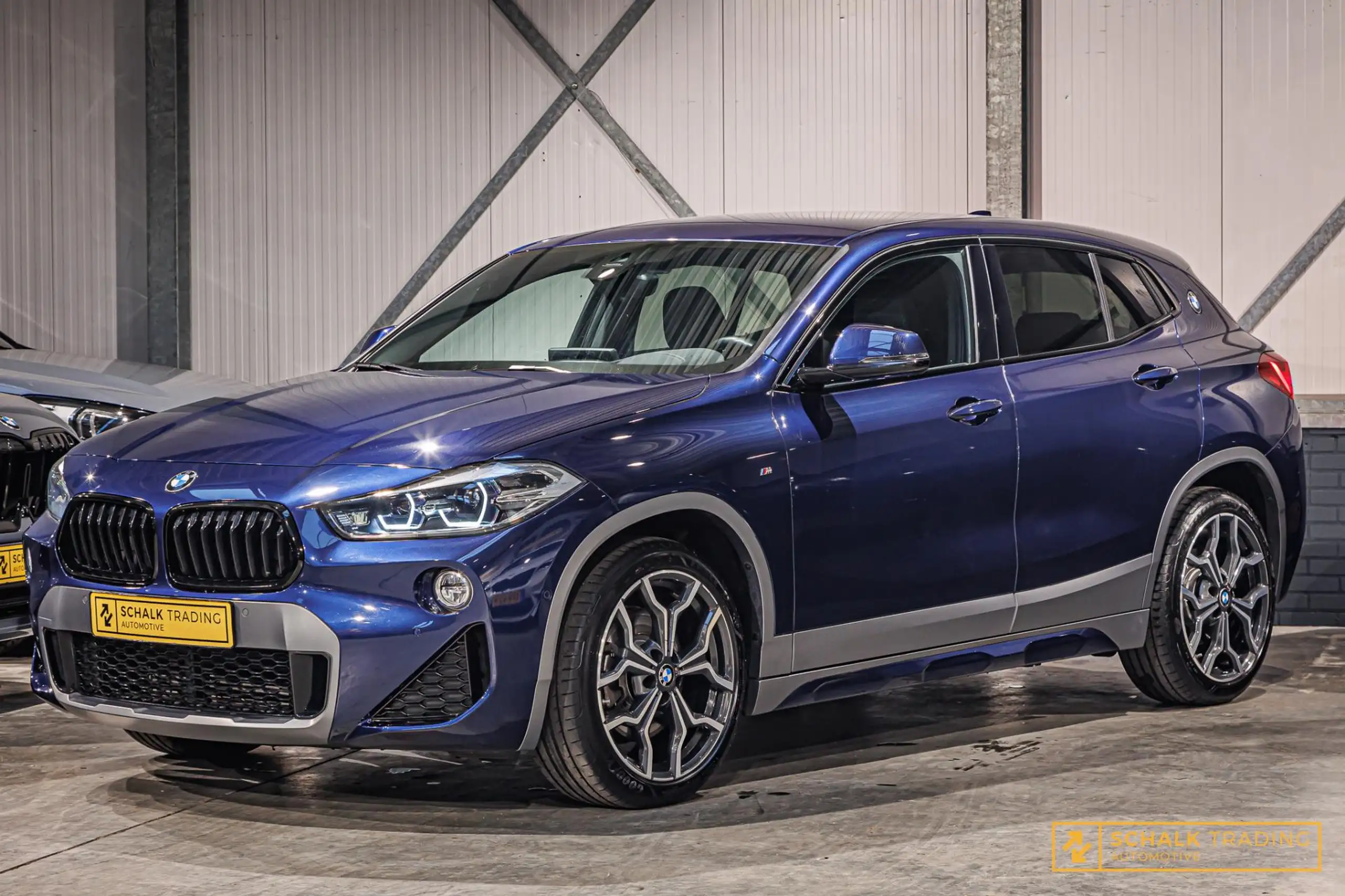 BMW - X2