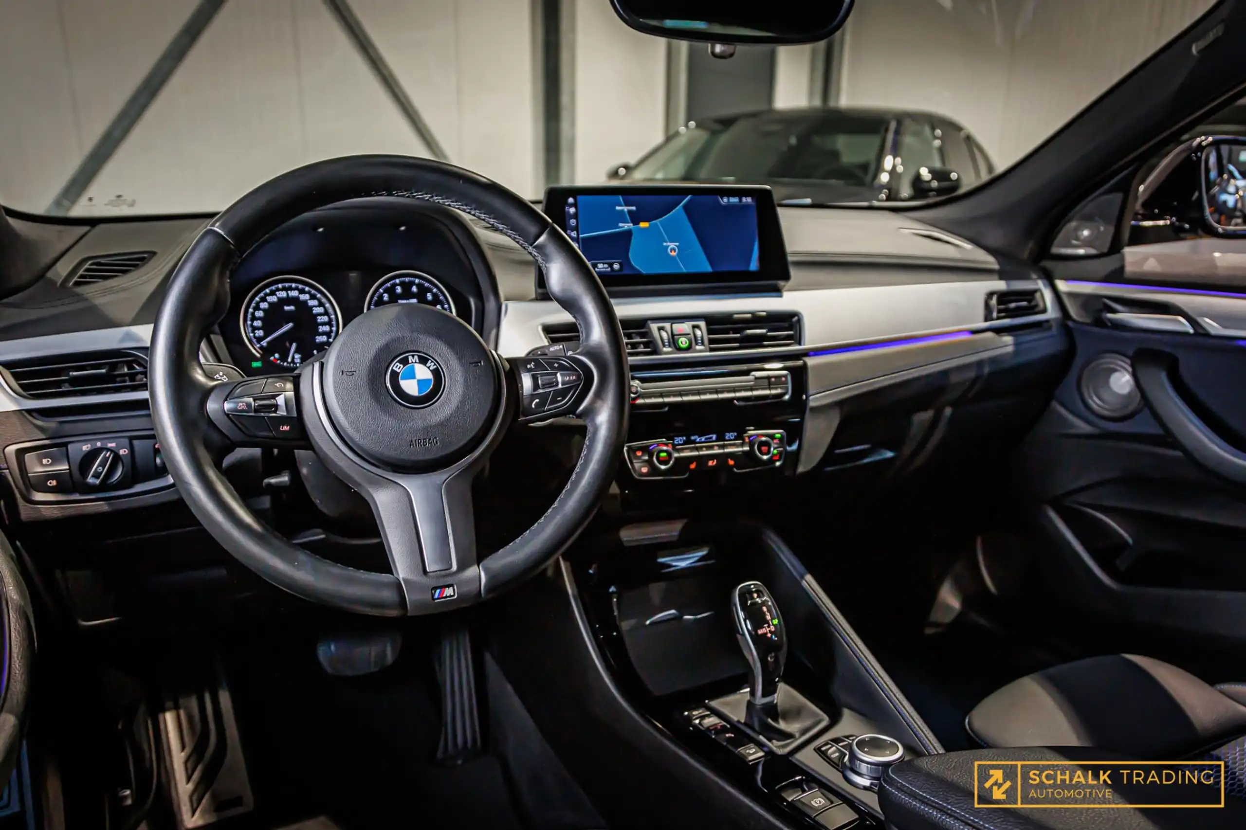 BMW - X2