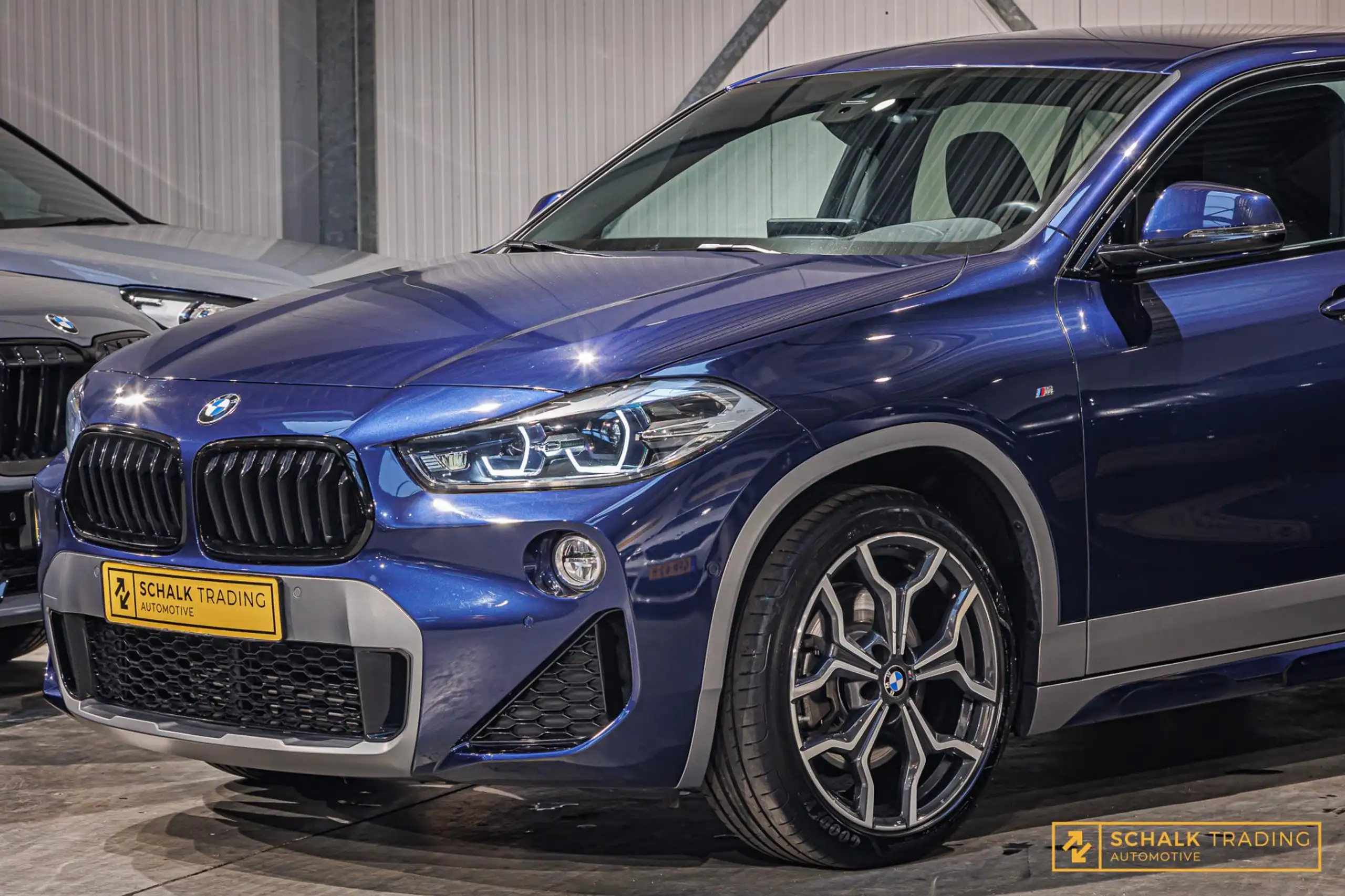 BMW - X2