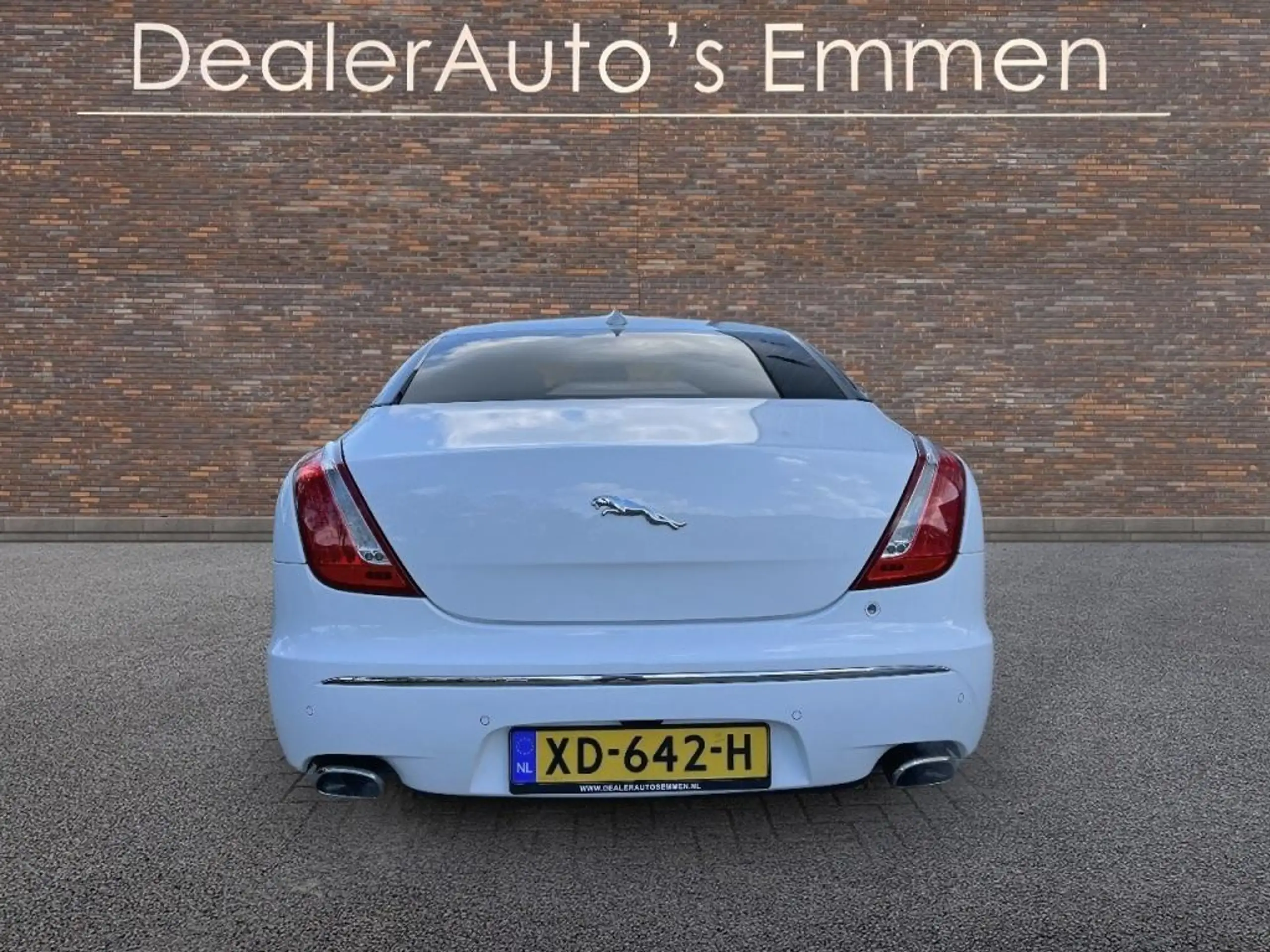 Jaguar - XJ