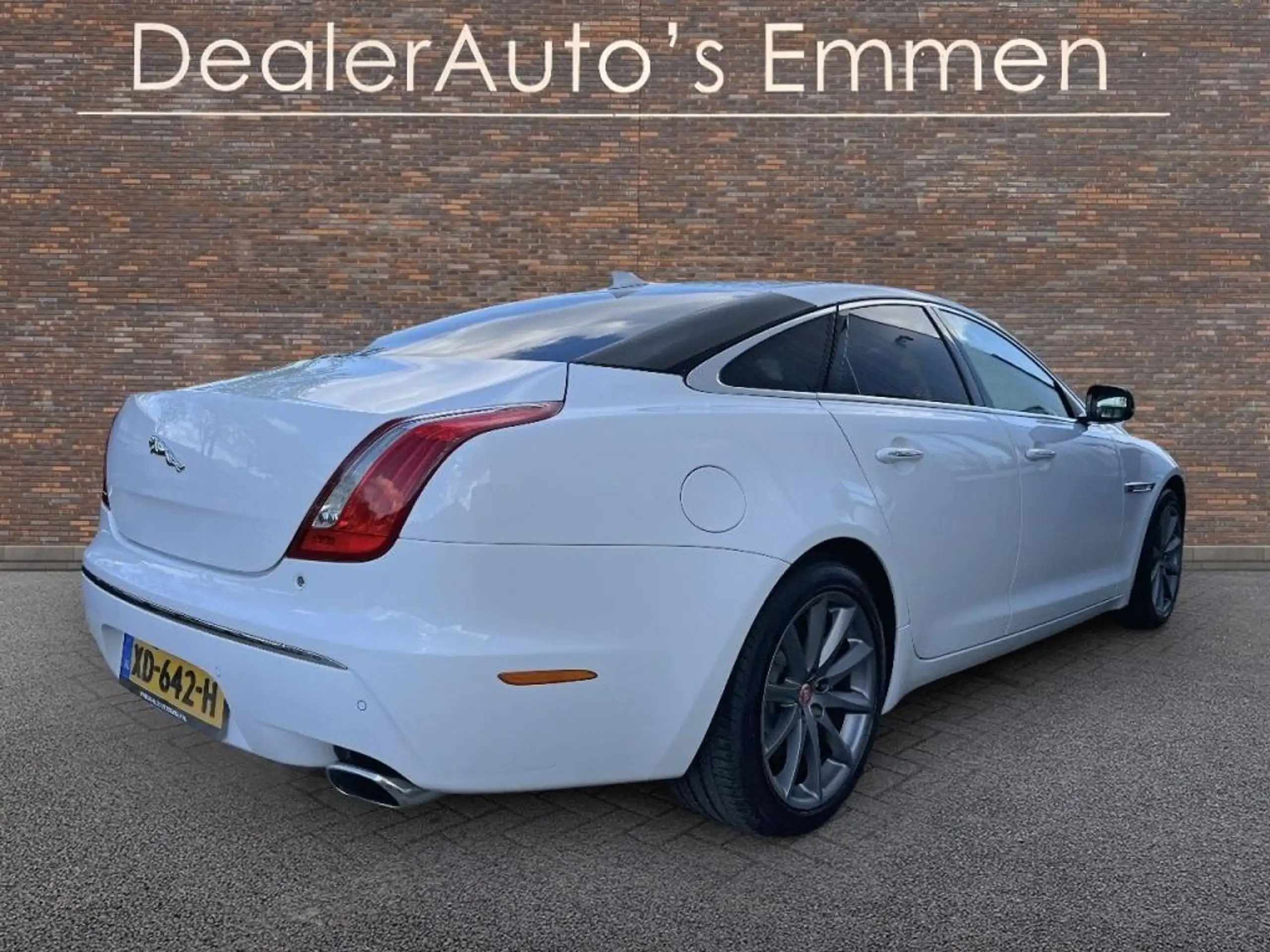 Jaguar - XJ