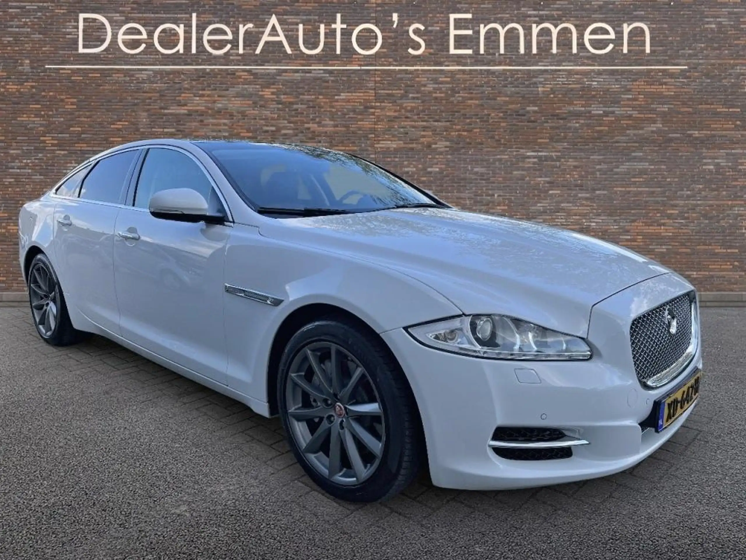 Jaguar - XJ