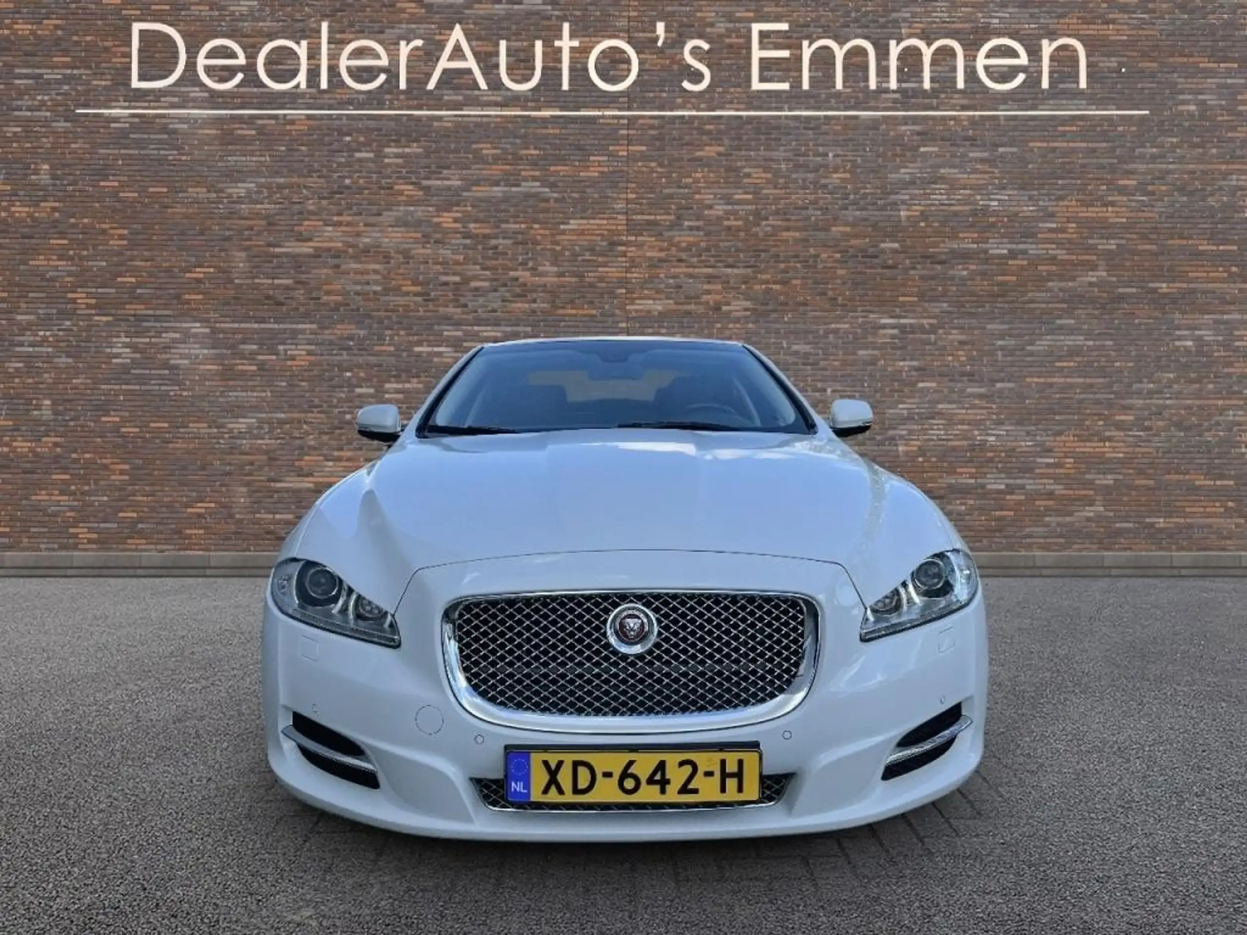 Jaguar - XJ