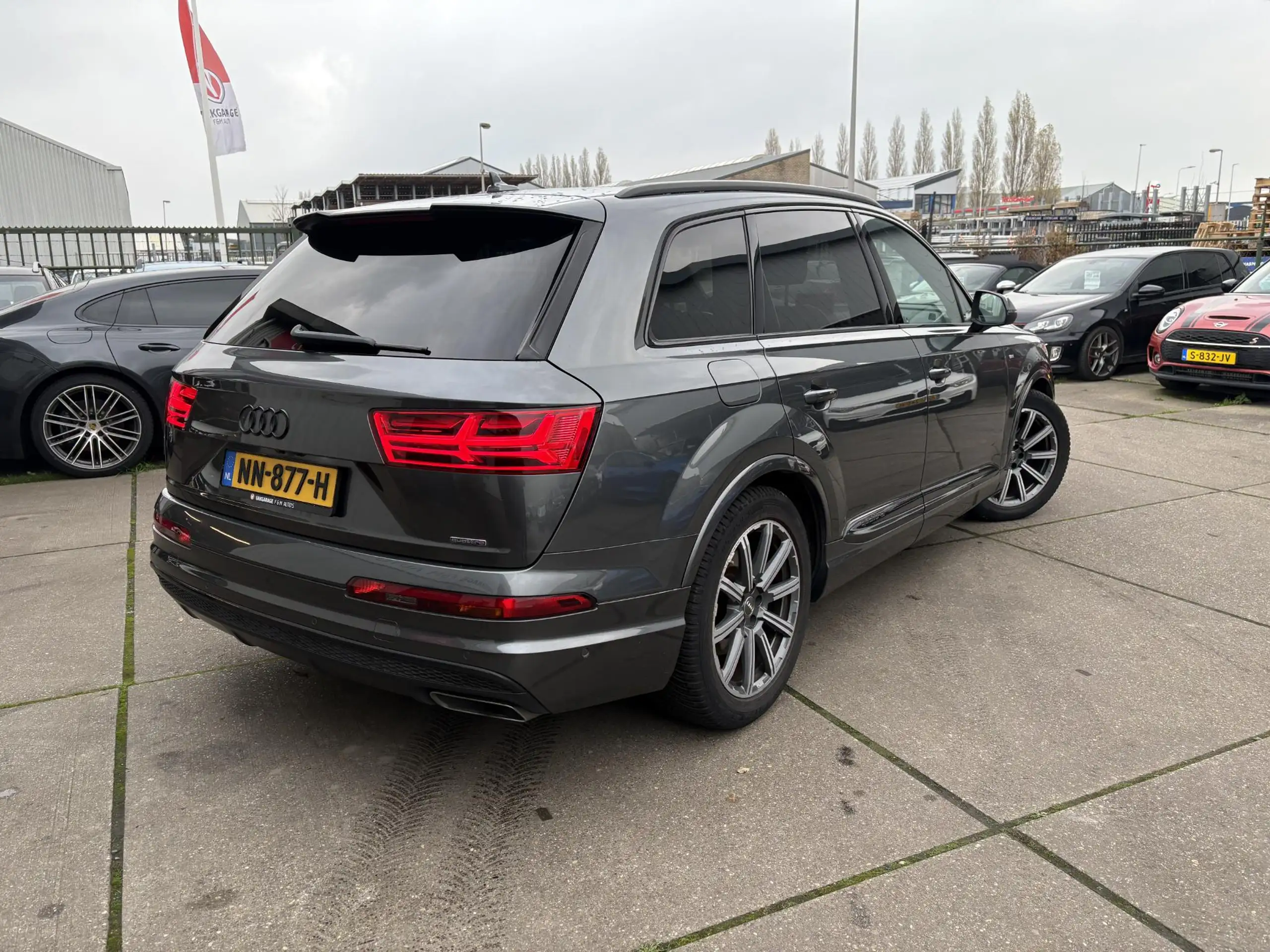 Audi - Q7