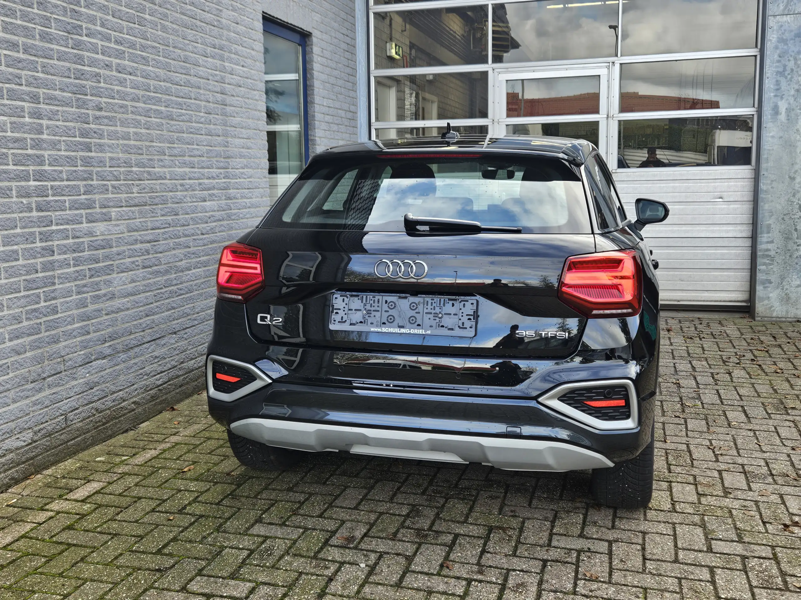 Audi - Q2