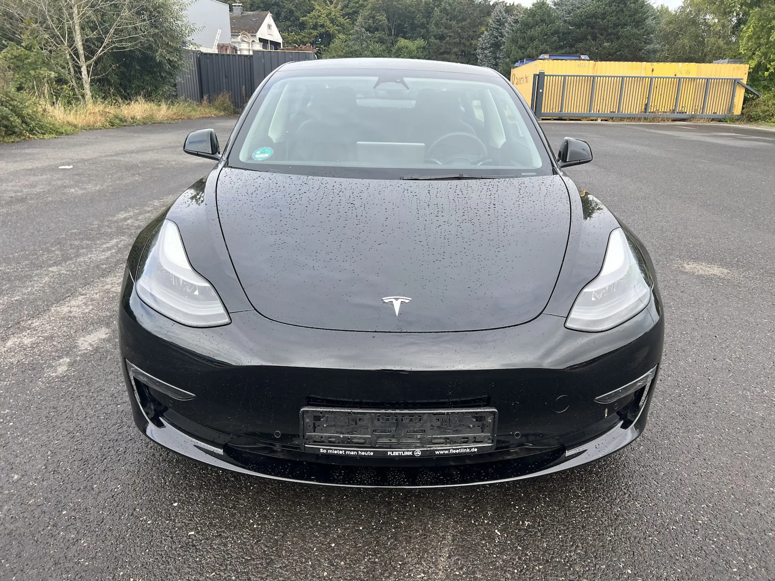 Tesla - Model 3