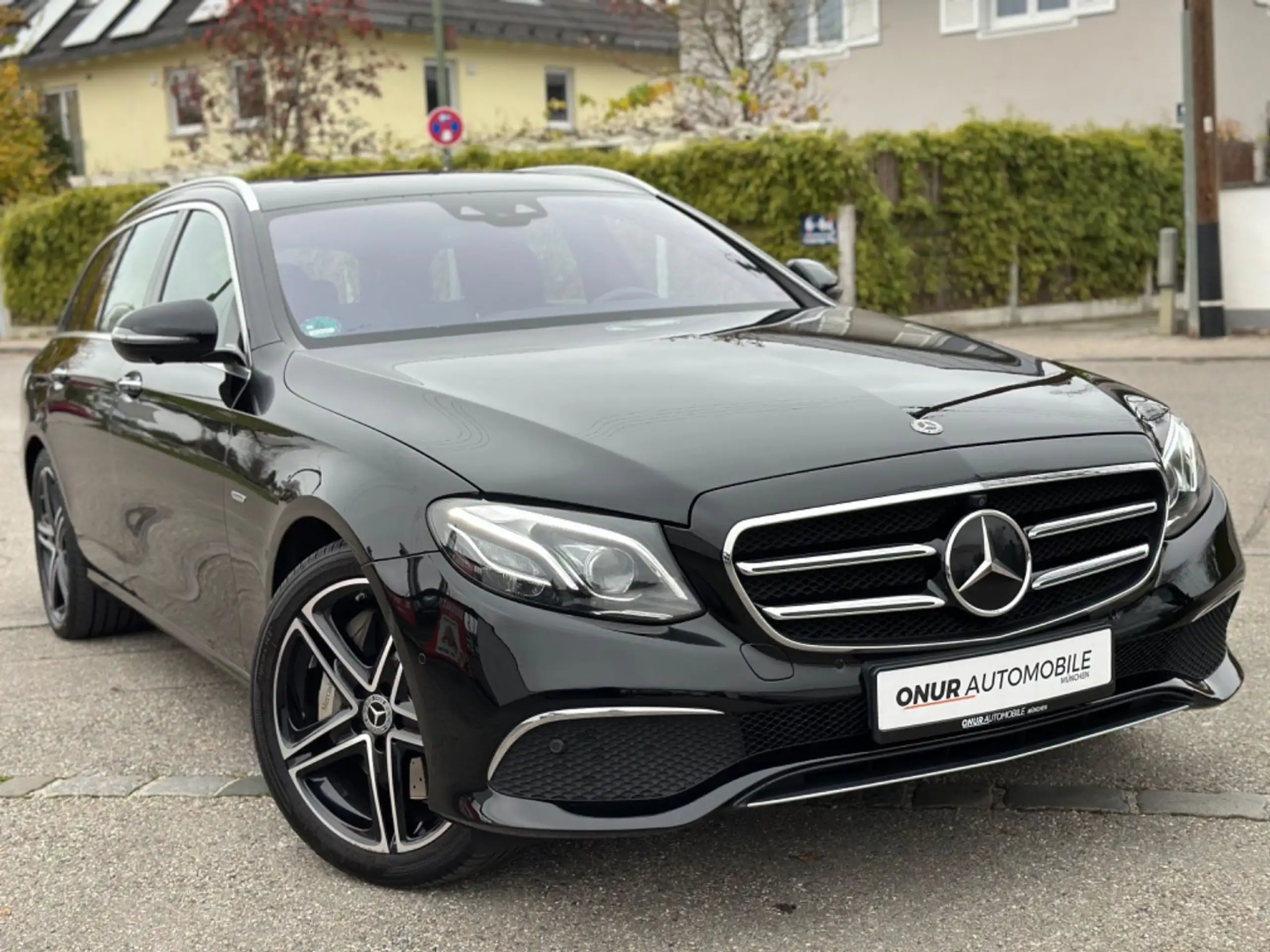 Mercedes-Benz - E 350