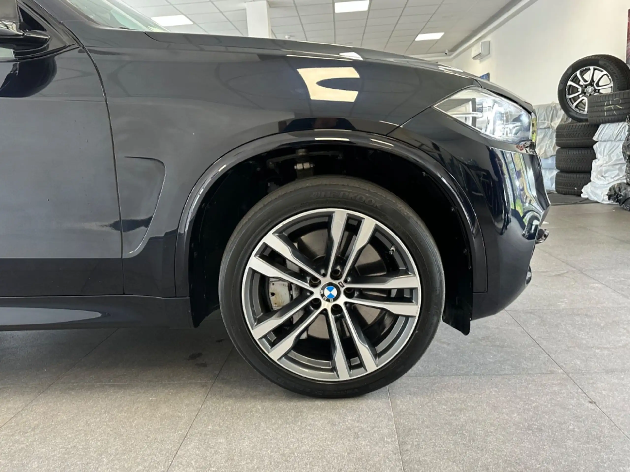 BMW - X5 M