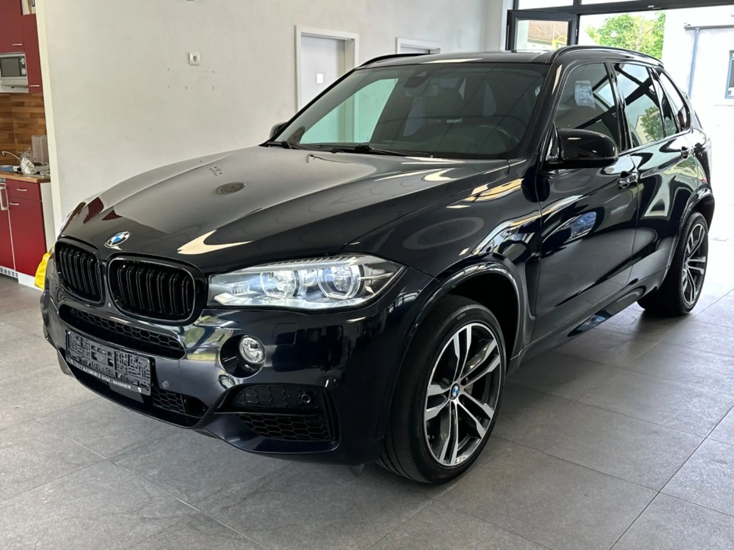 BMW - X5 M