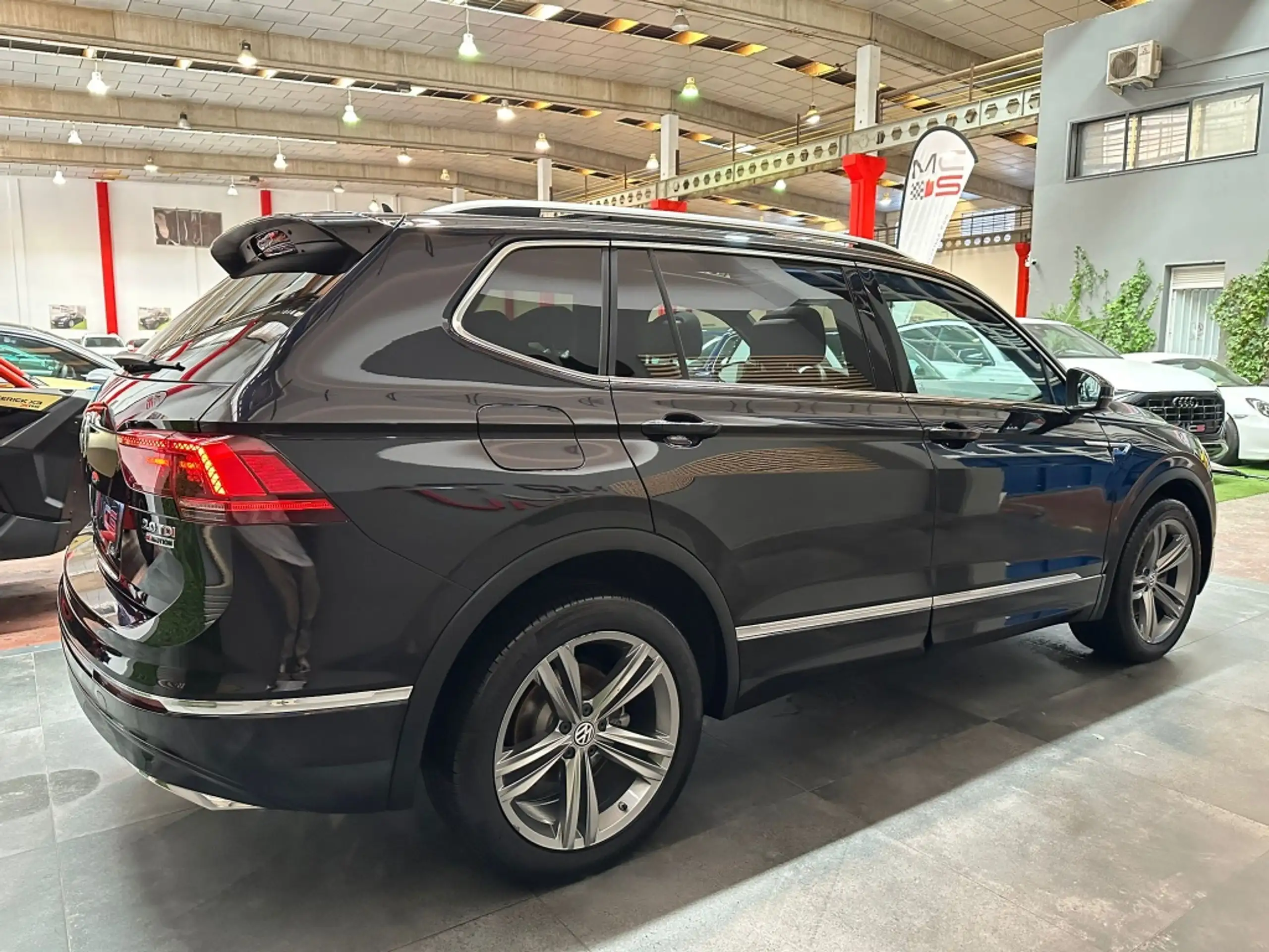 Volkswagen - Tiguan Allspace