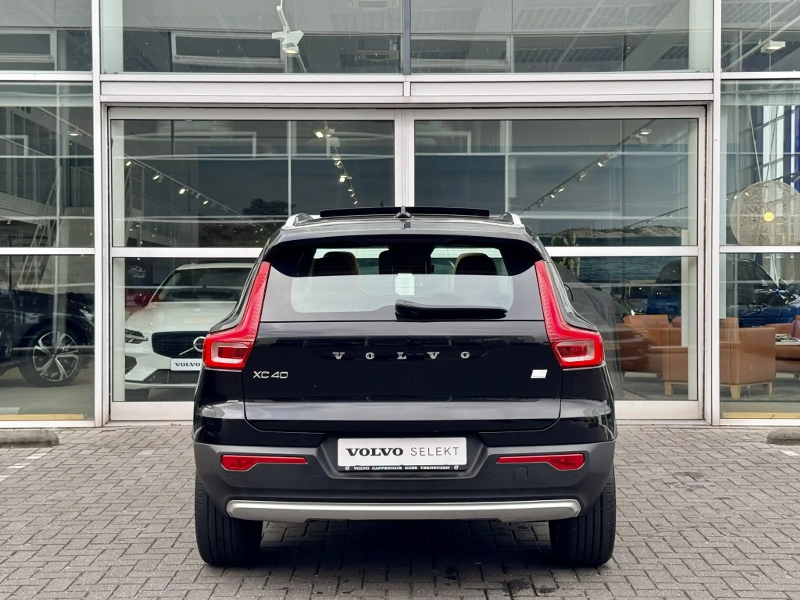 Volvo - XC40