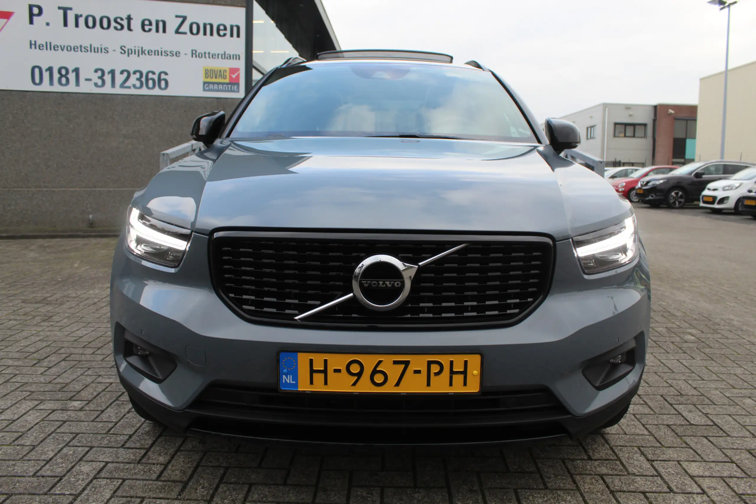 Volvo - XC40