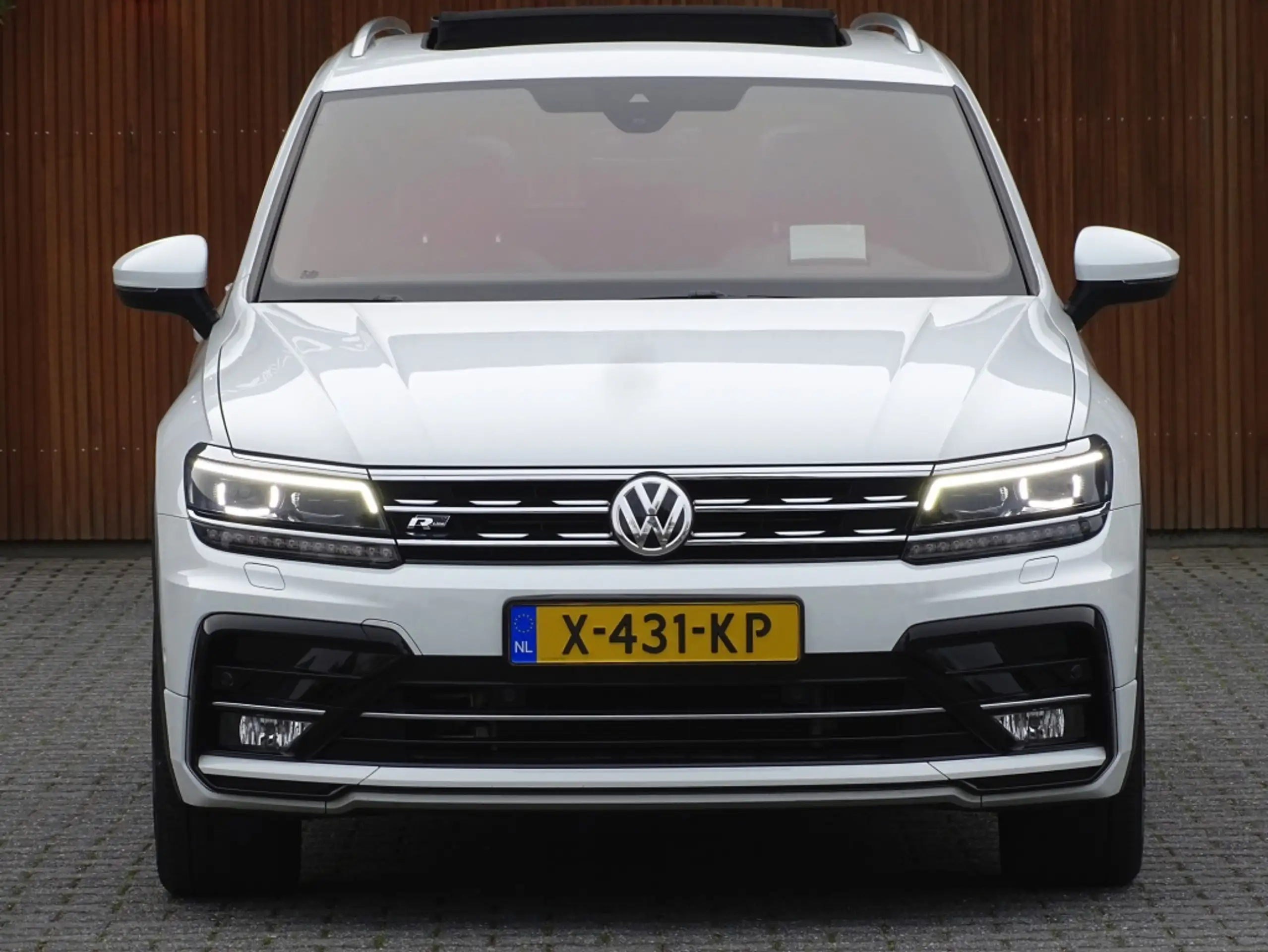 Volkswagen - Tiguan