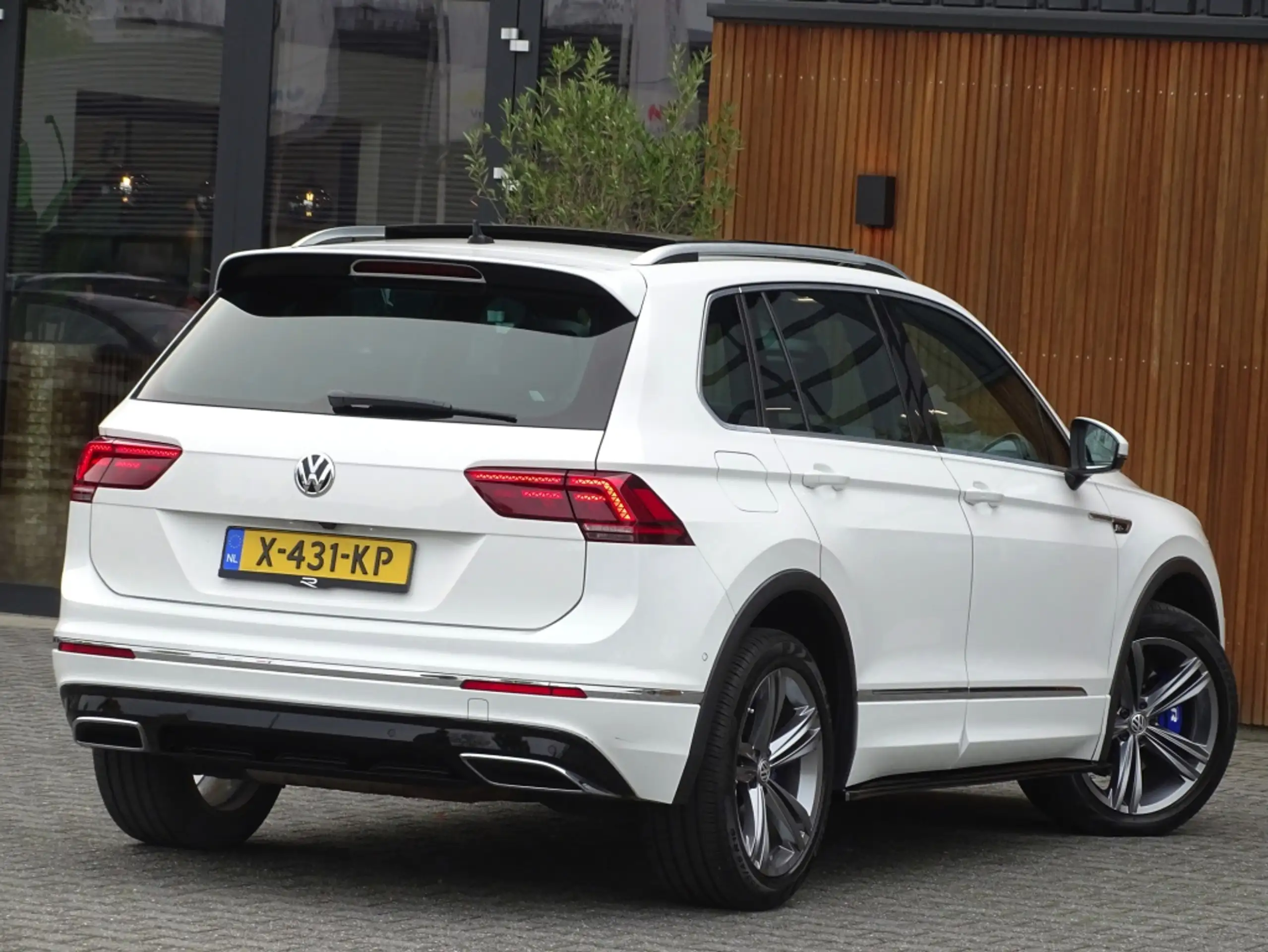 Volkswagen - Tiguan