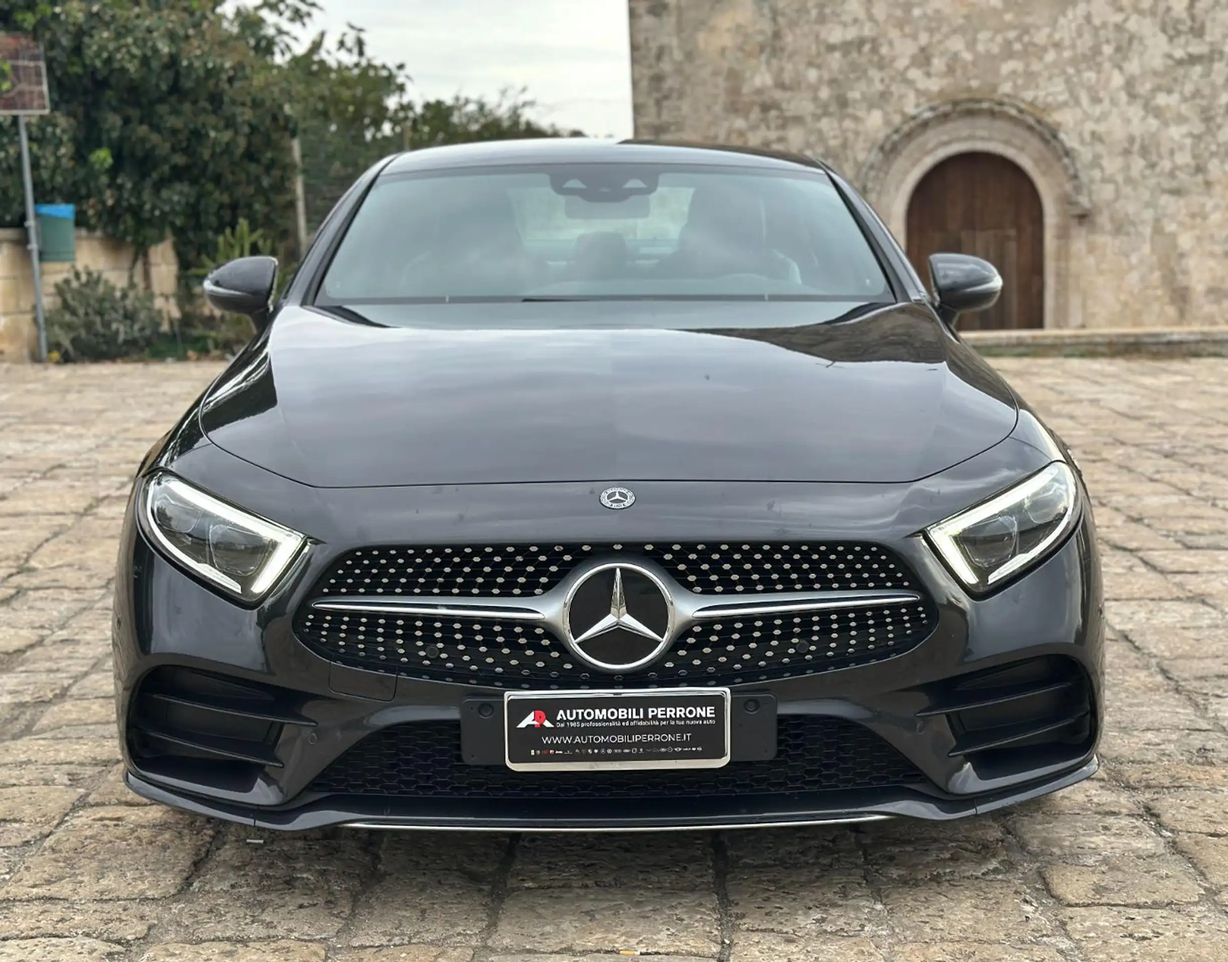 Mercedes-Benz - CLS 300