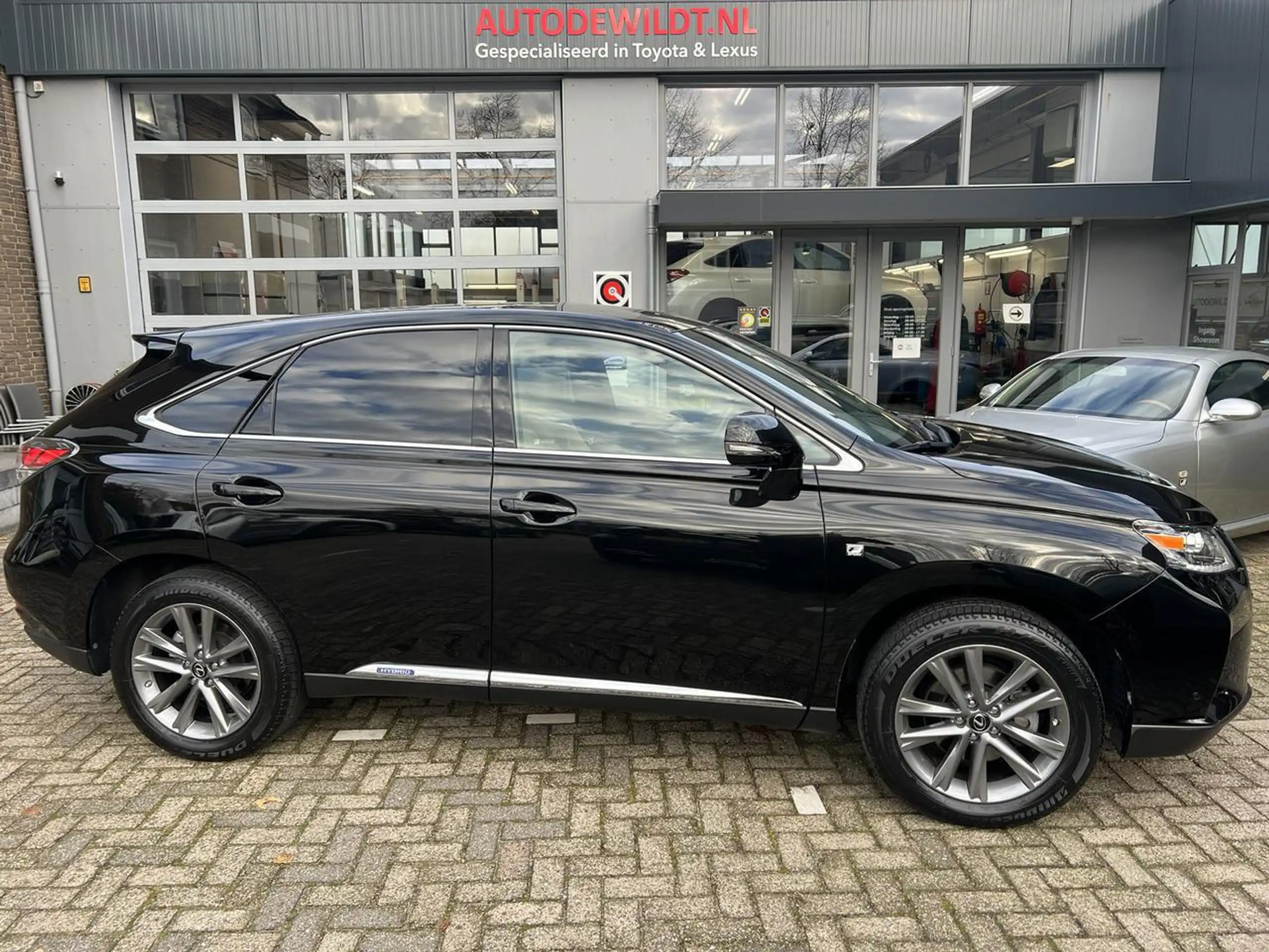 Lexus - RX 450h