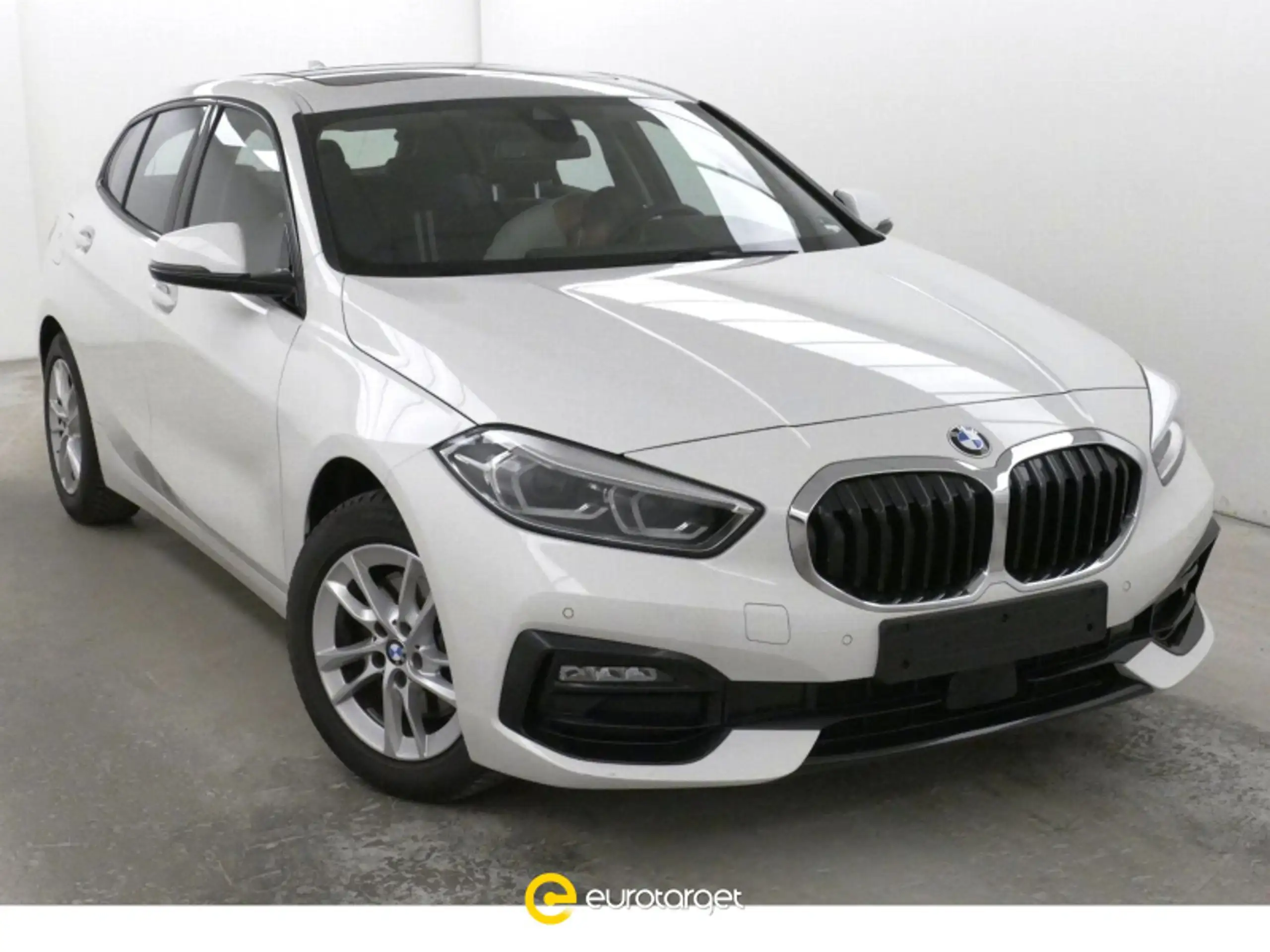 BMW 118 2023