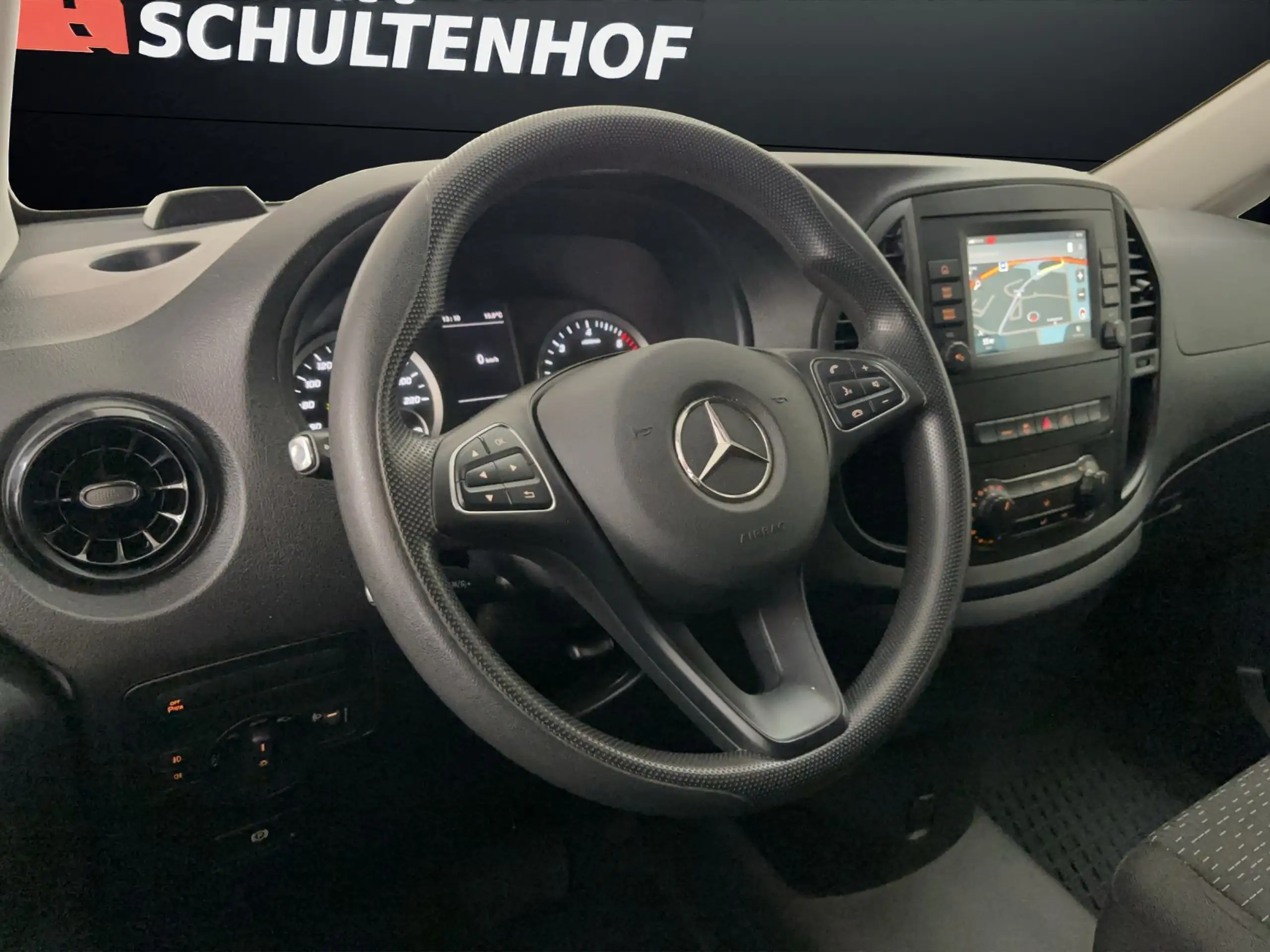 Mercedes-Benz - Vito