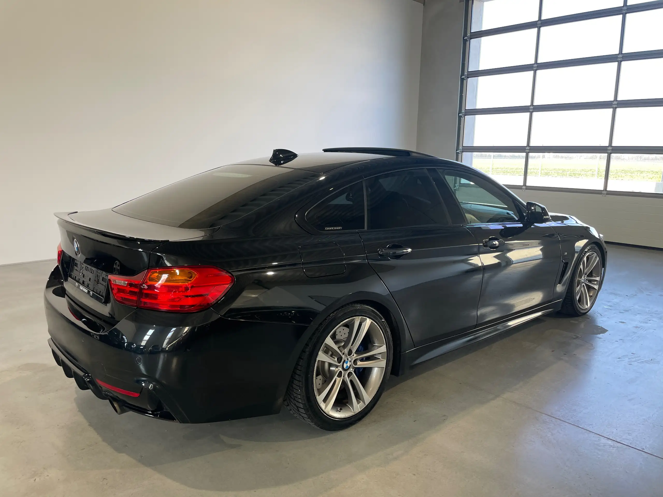 BMW - 440