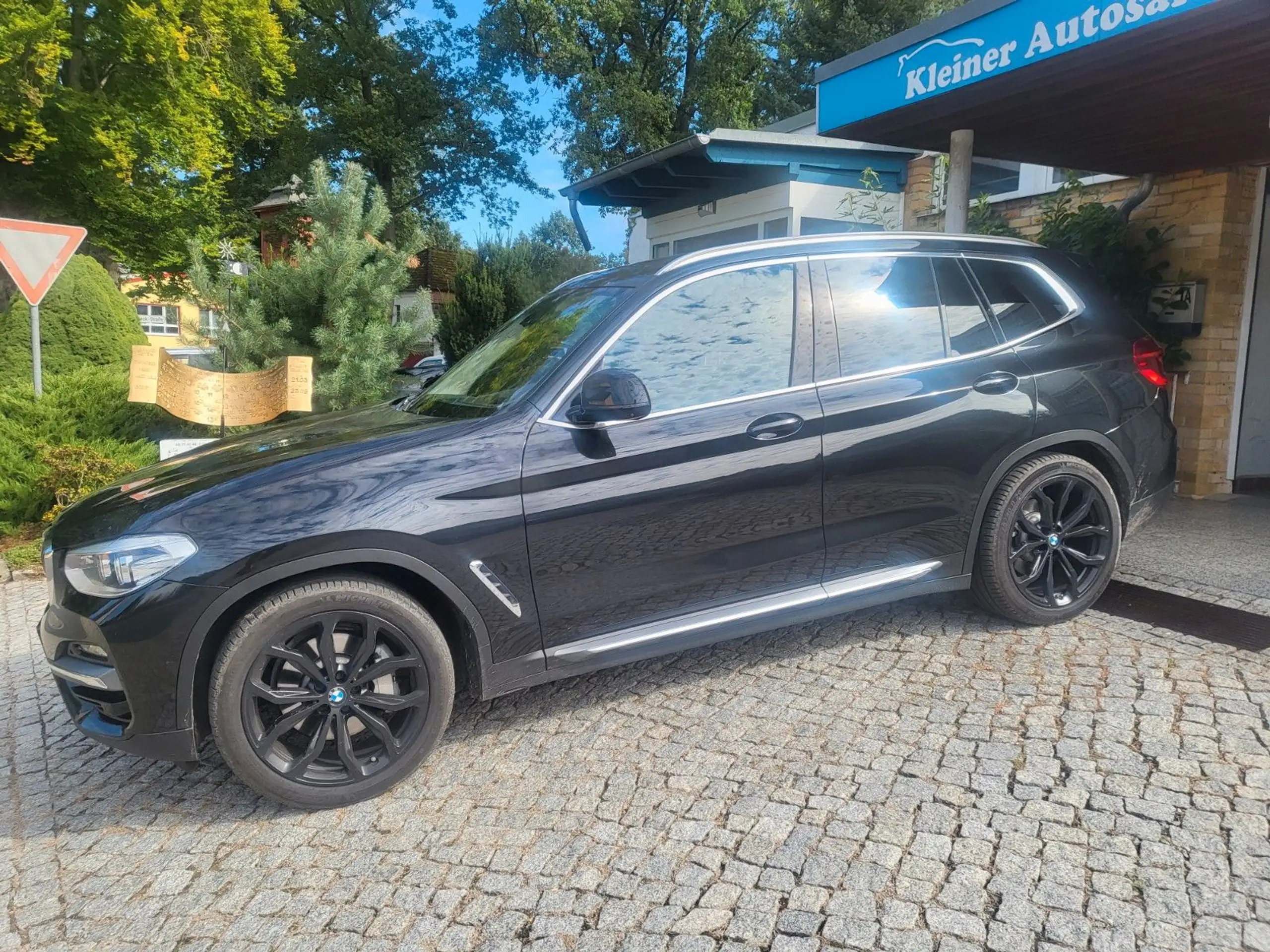 BMW - X3