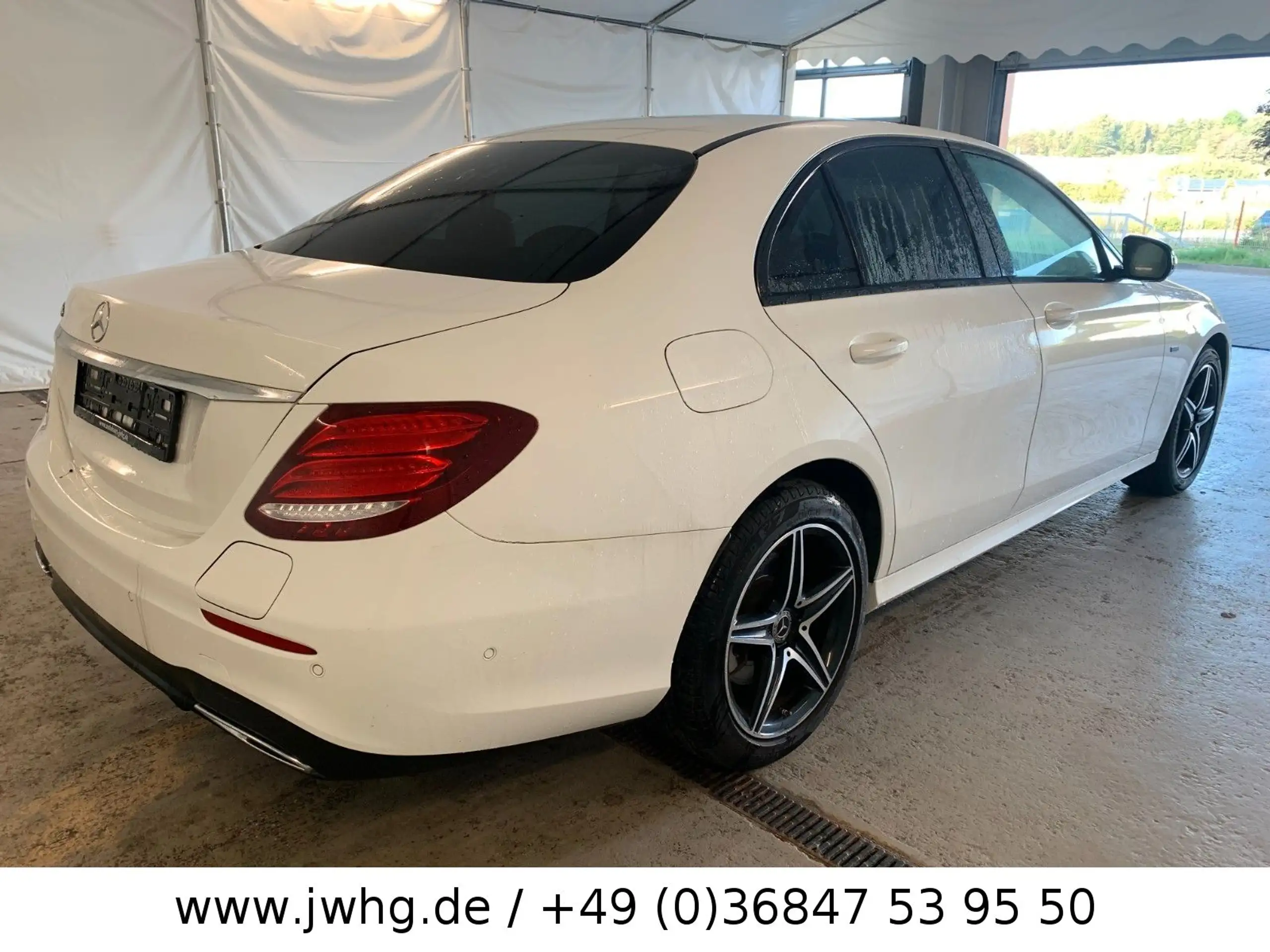 Mercedes-Benz - E 300