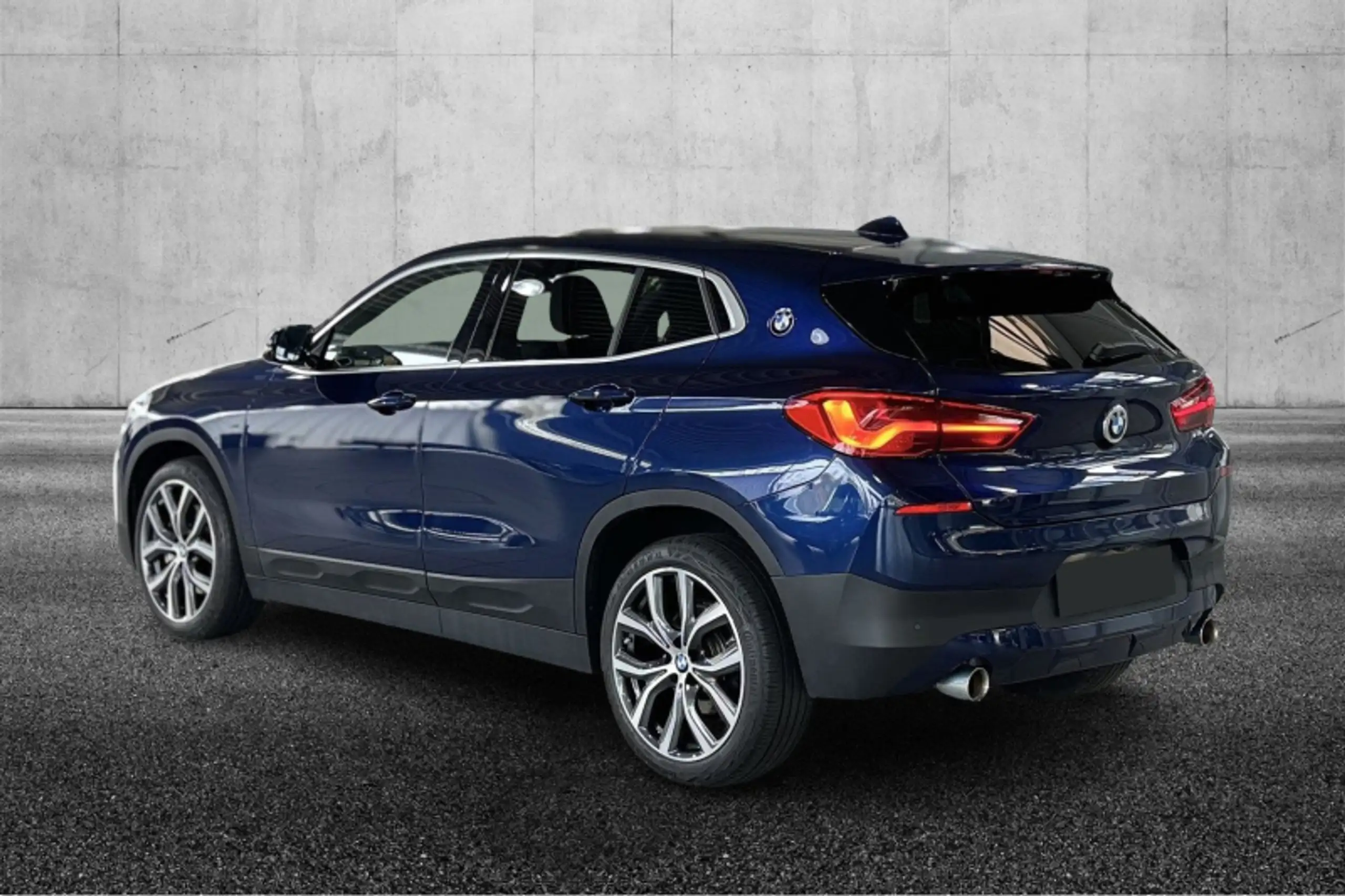 BMW - X2