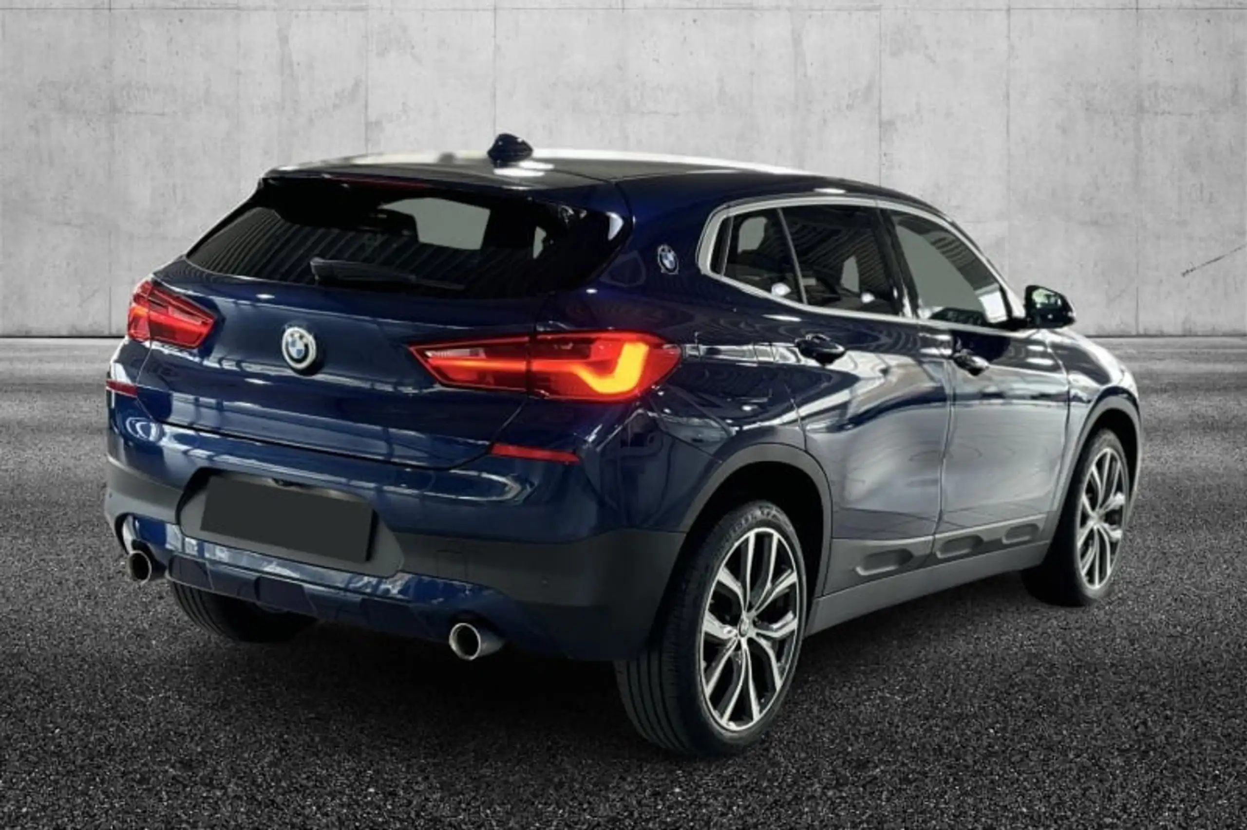 BMW - X2