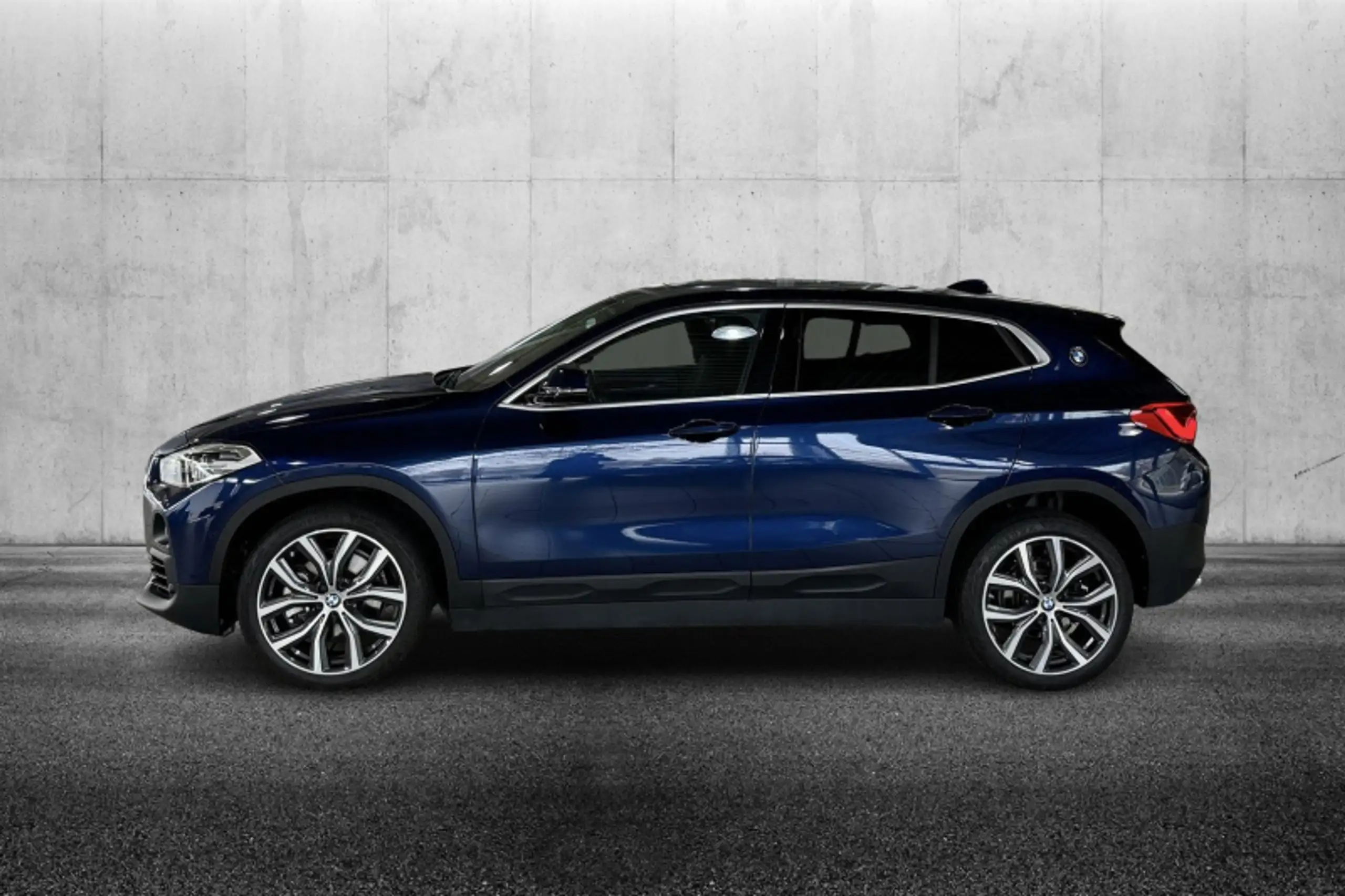 BMW - X2