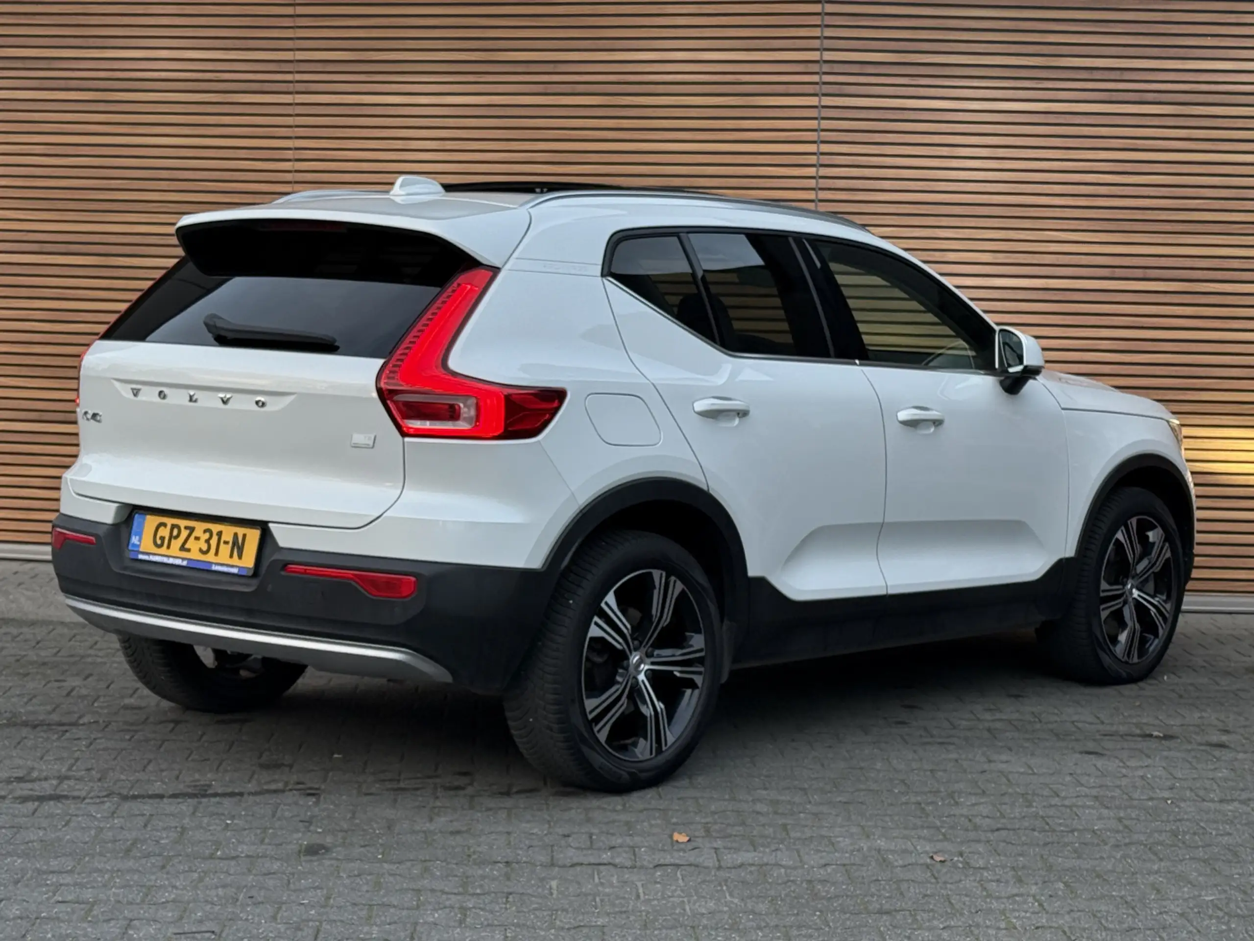 Volvo - XC40