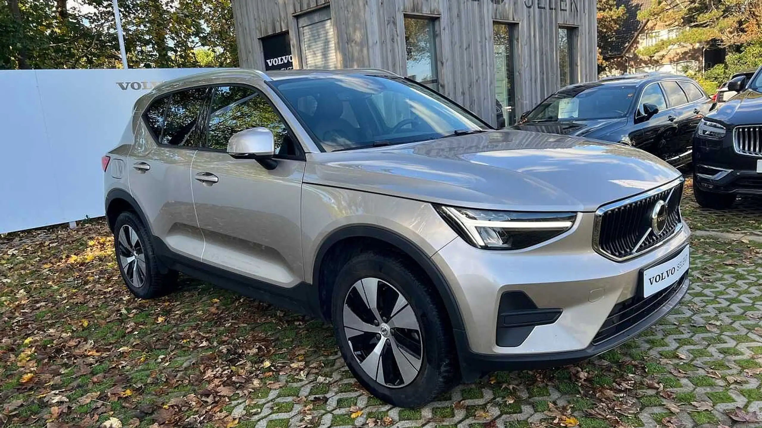 Volvo - XC40