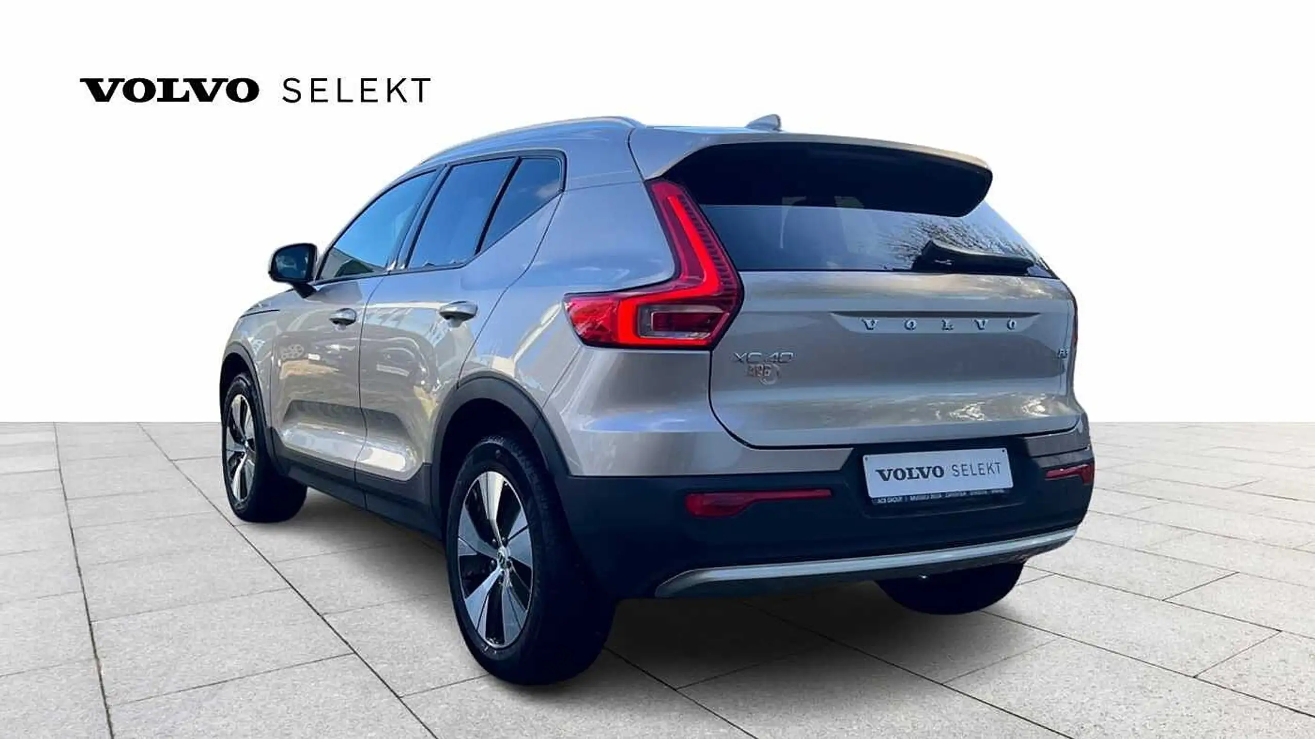 Volvo - XC40