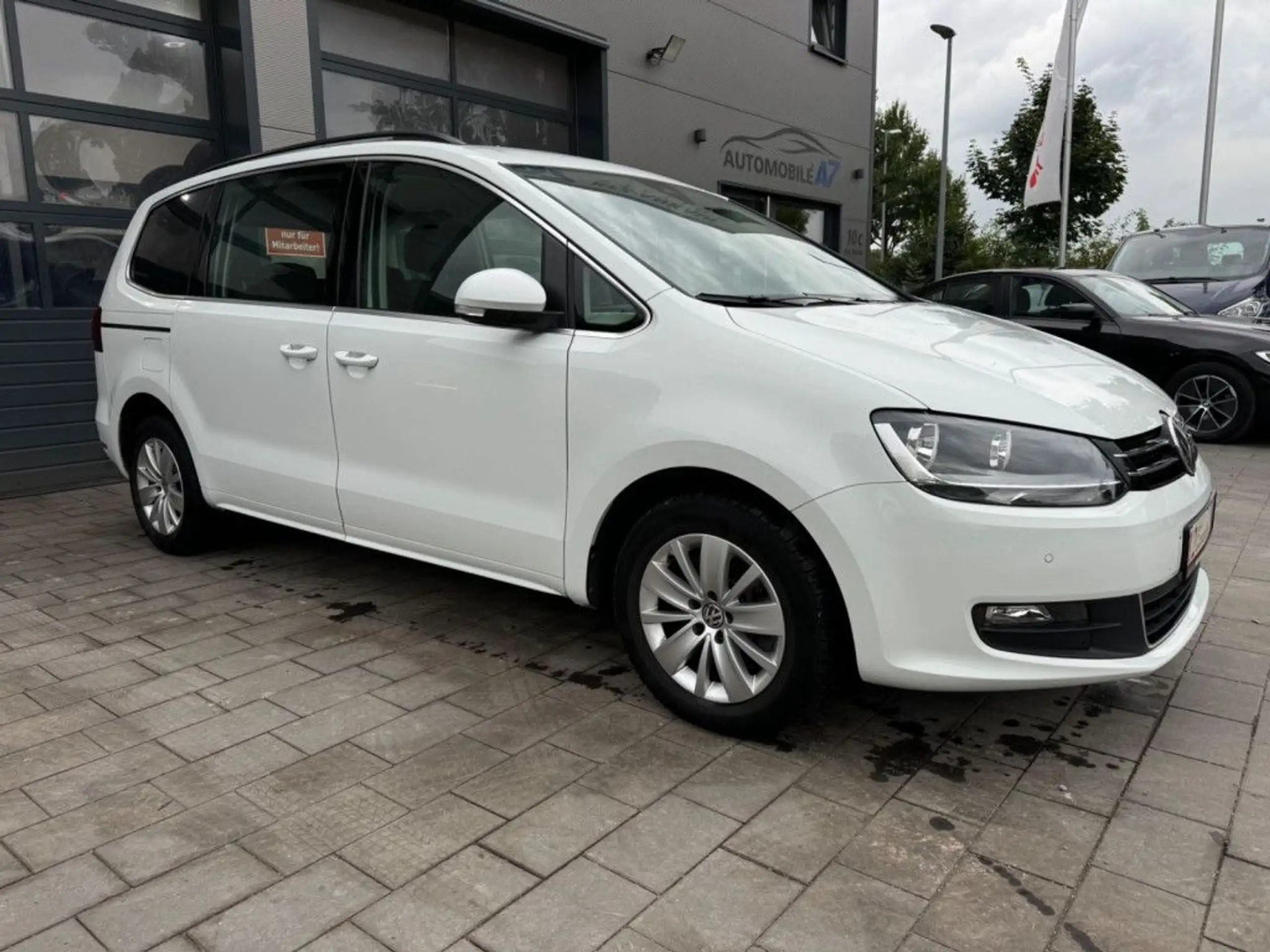 Volkswagen - Sharan