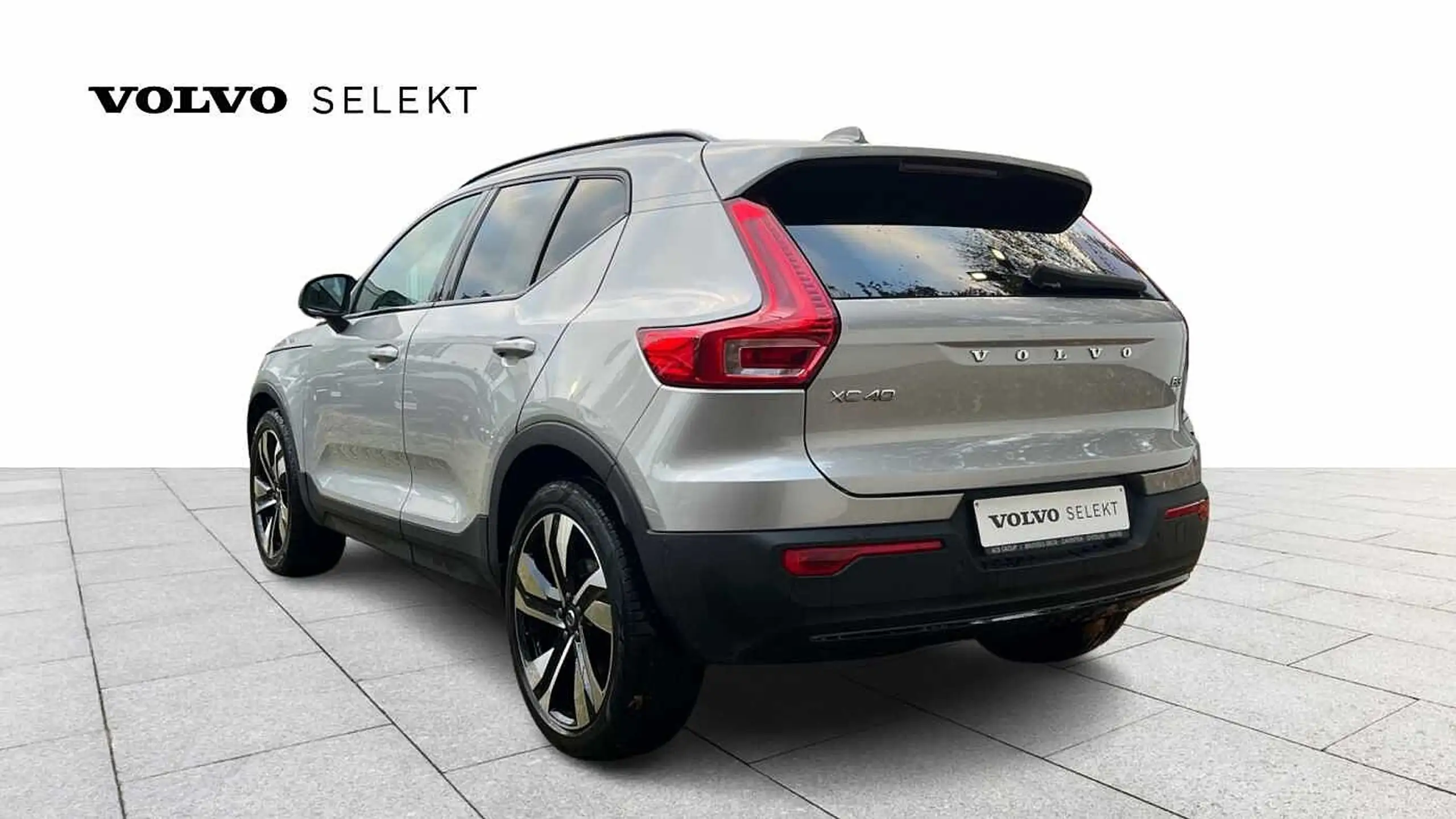 Volvo - XC40