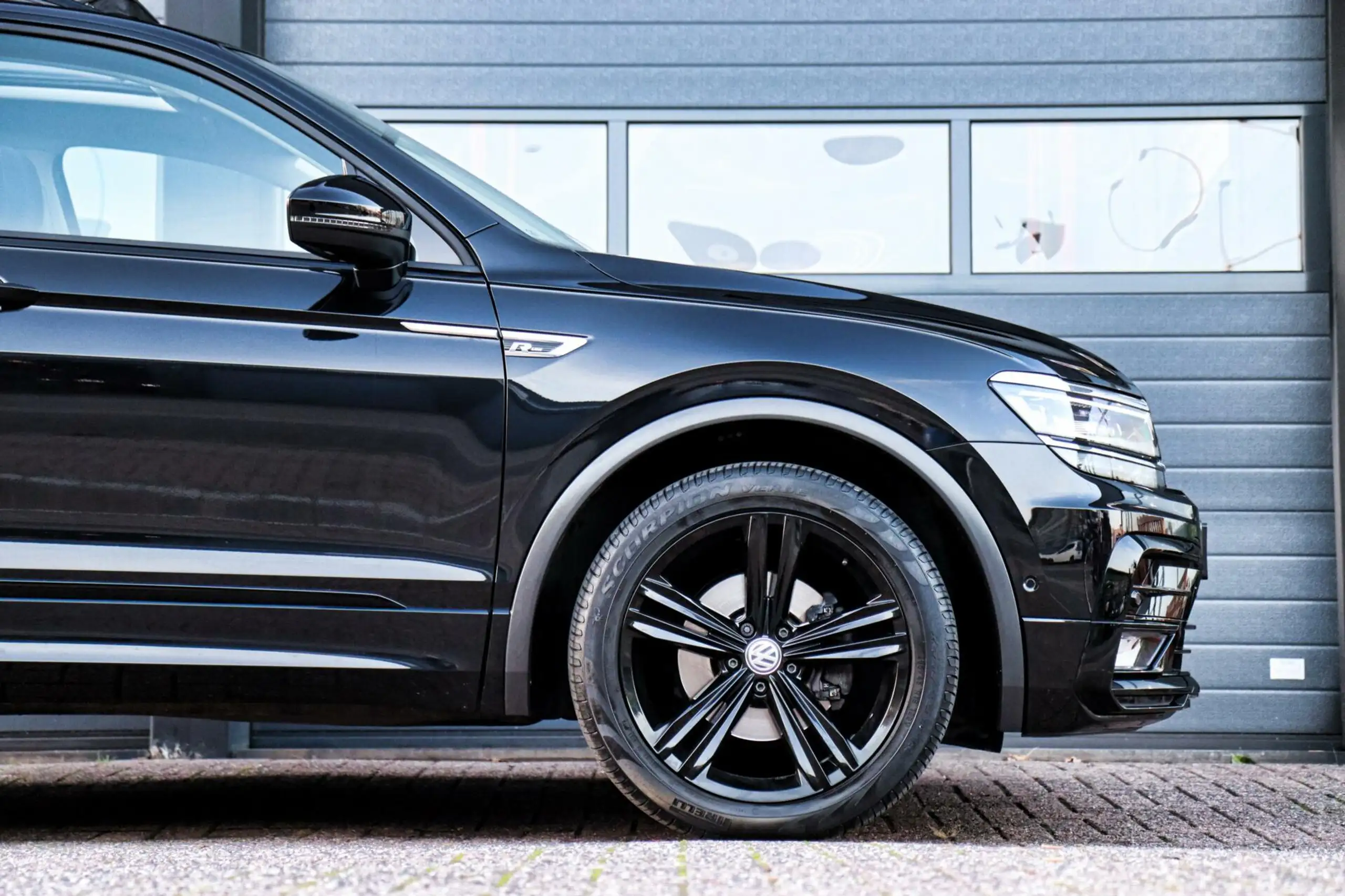 Volkswagen - Tiguan