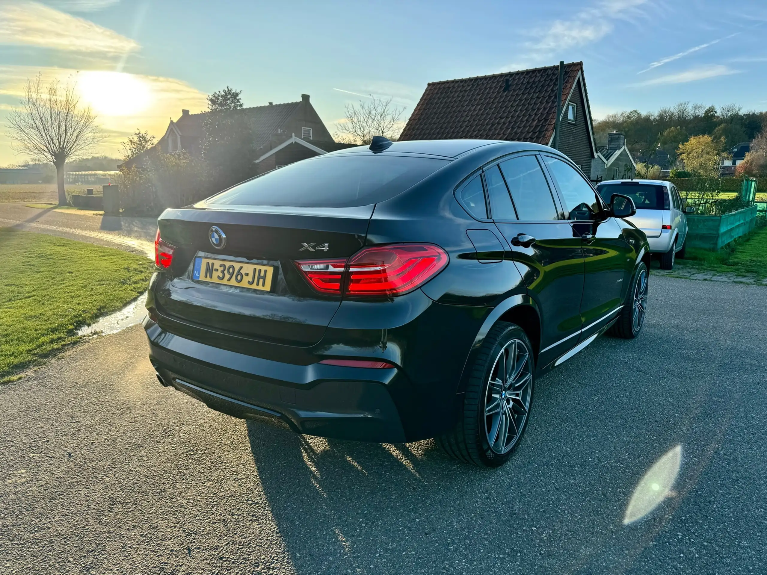 BMW - X4