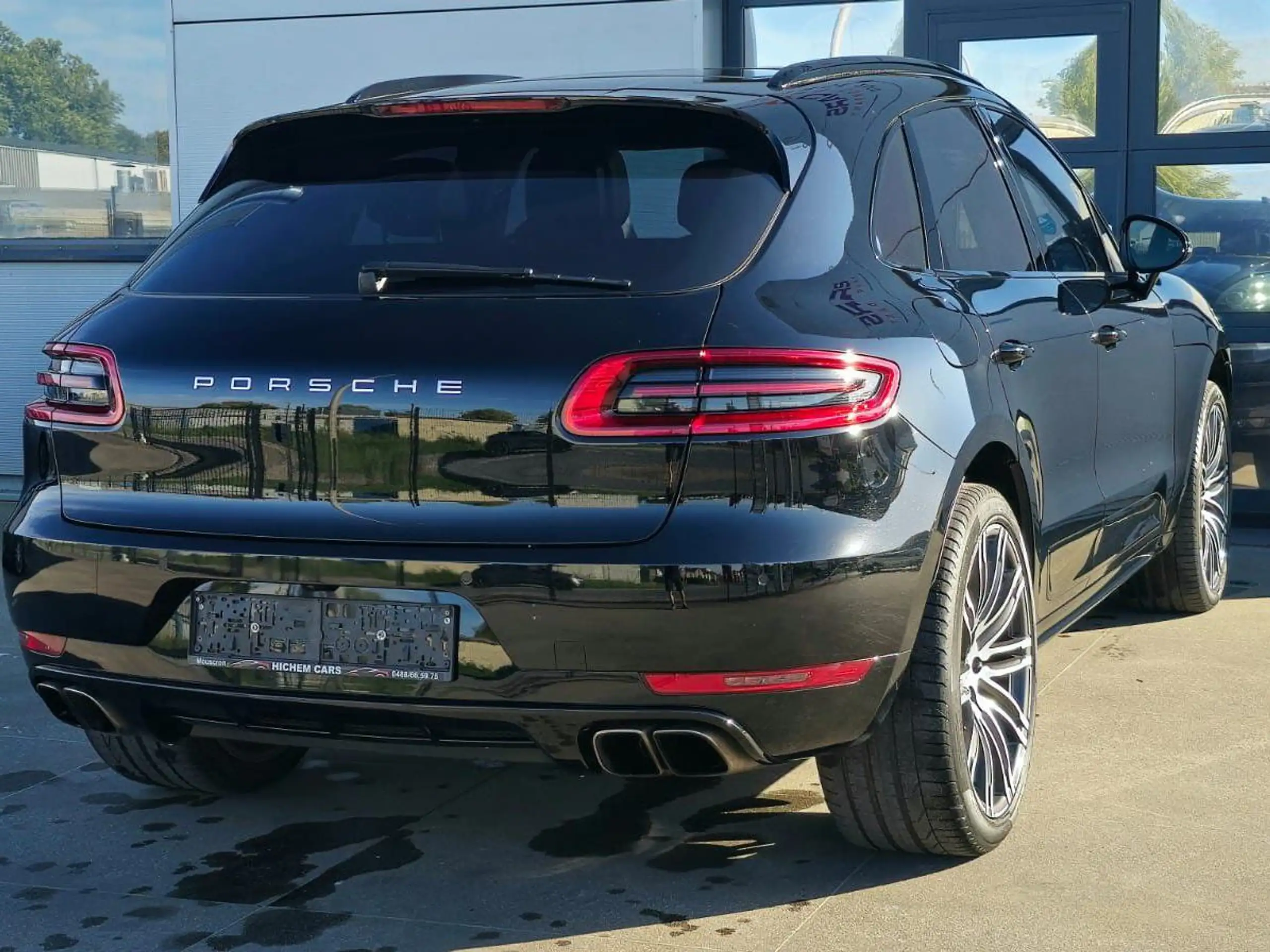 Porsche - Macan