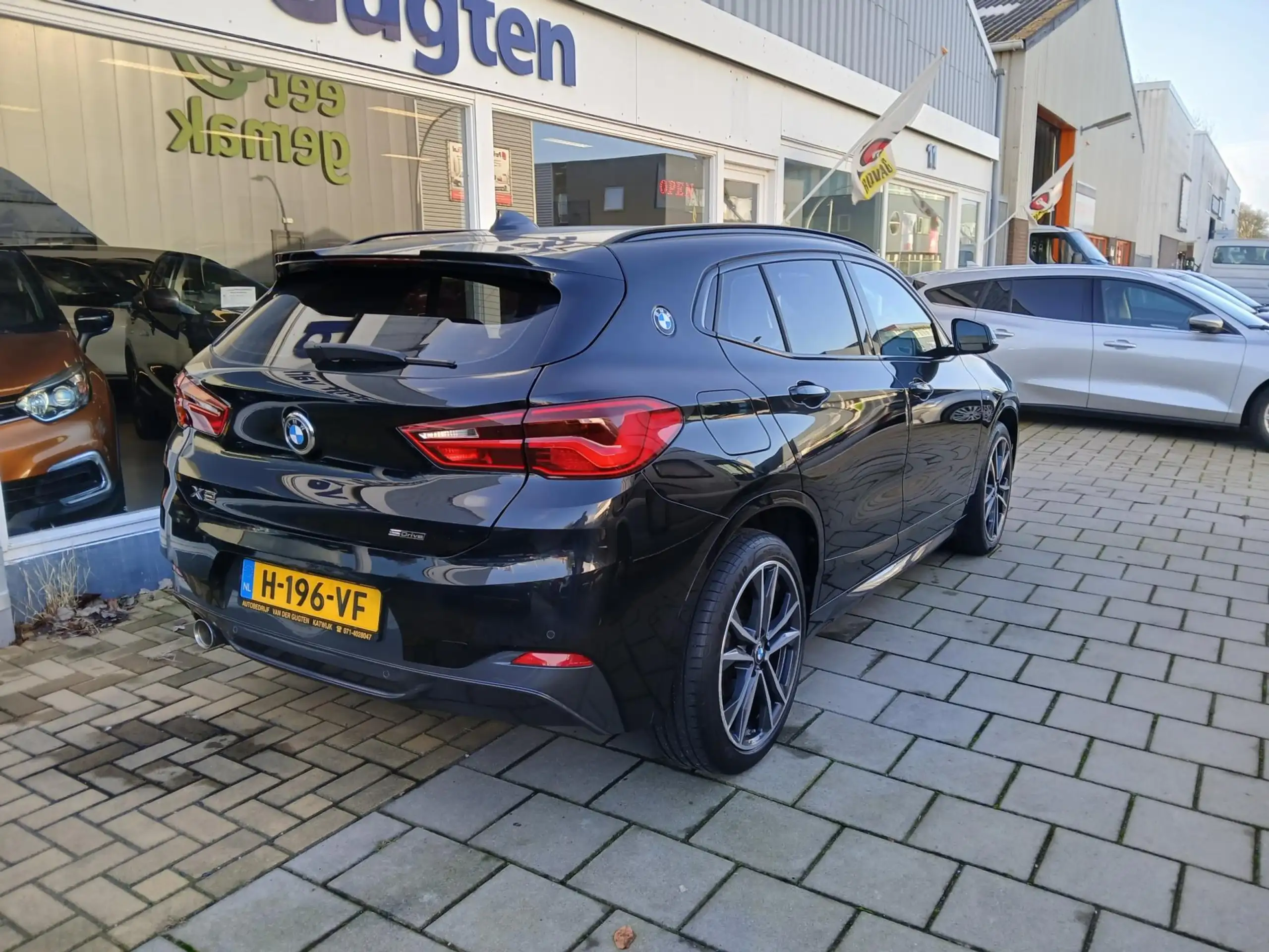 BMW - X2