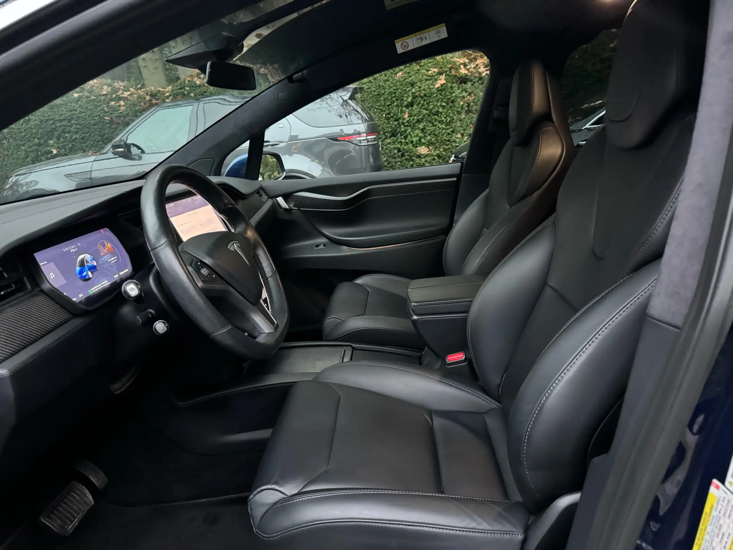 Tesla - Model X