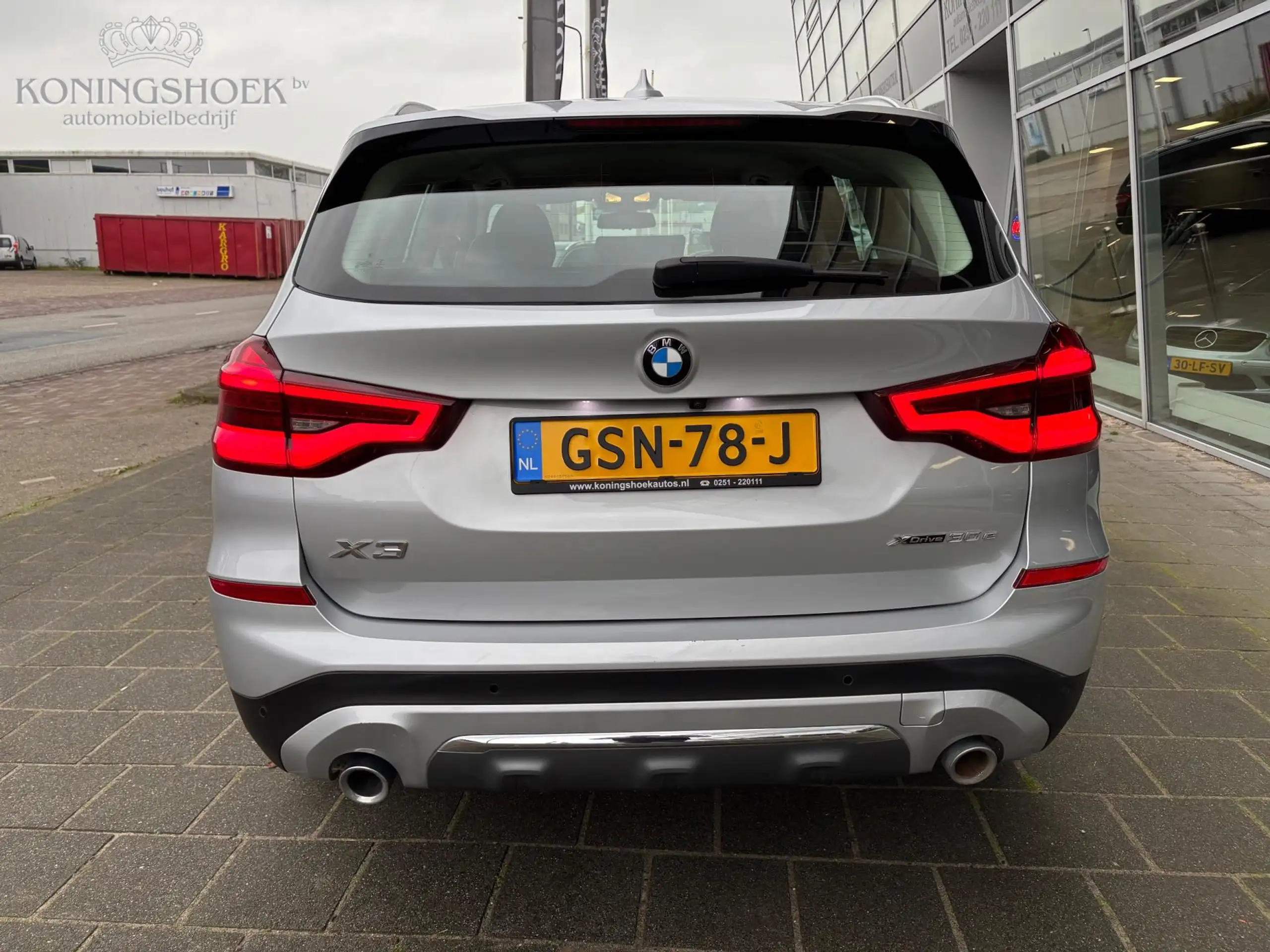 BMW - X3